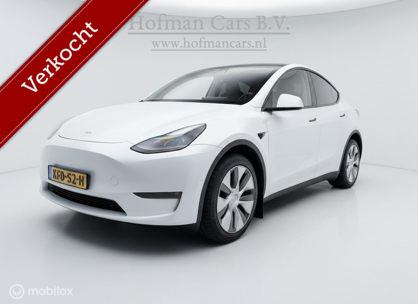 Tesla Model Y | SOH 95% | Long Range Dual Motor AWD | 2023 | 351 PK | Pearl White | Trekhaak | Autopilot | 2023 - voorkant