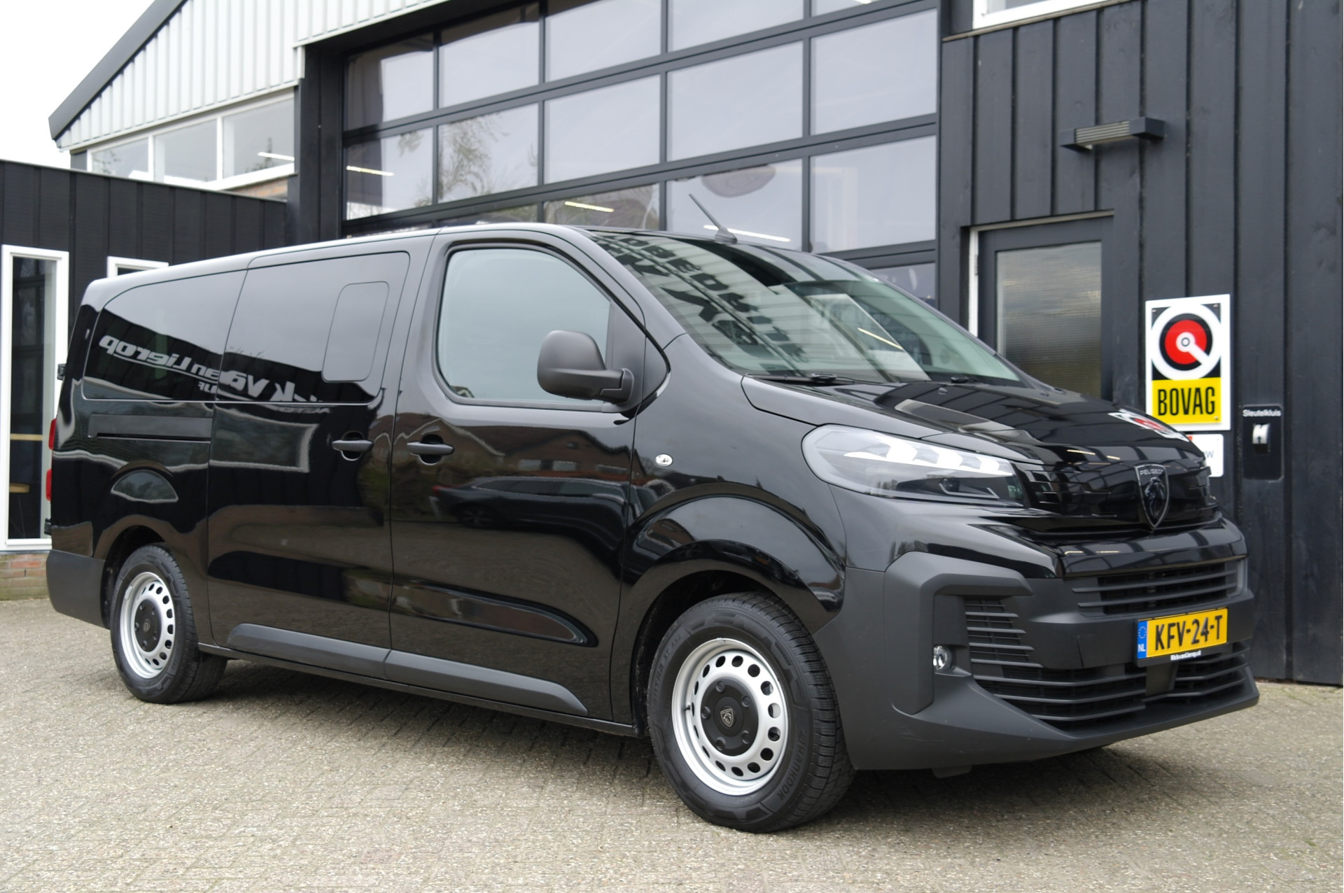 Foto van PEUGEOT EXPERT
