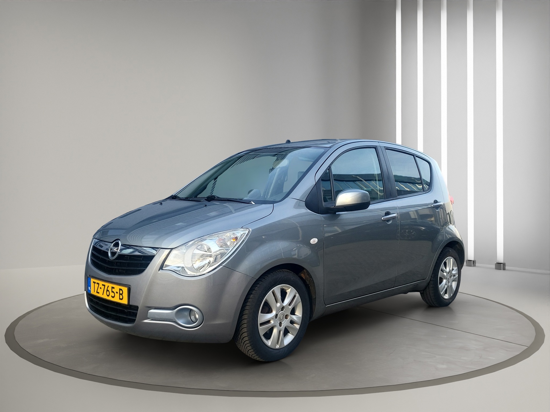 Foto van Opel Agila