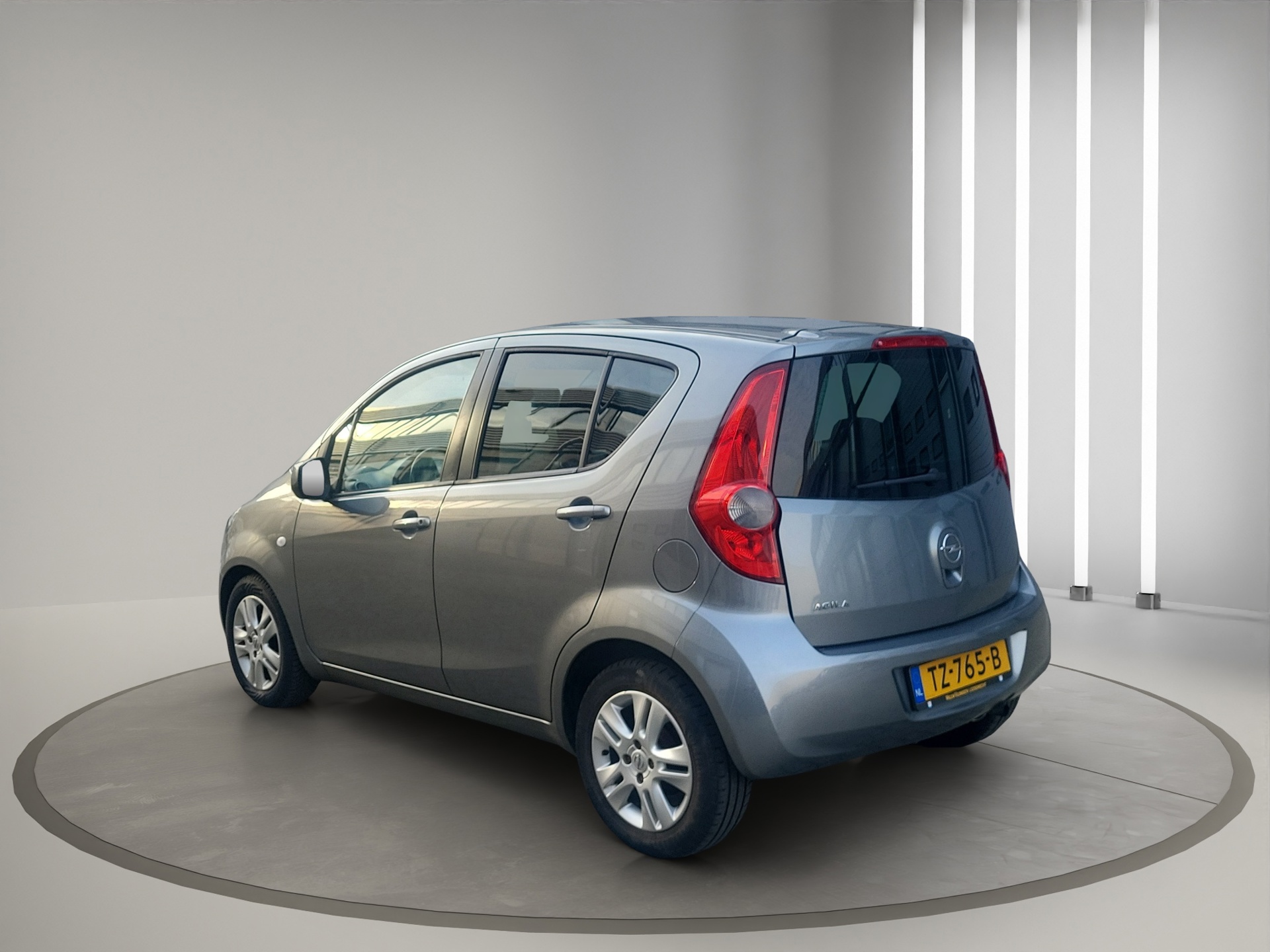 Foto van Opel Agila