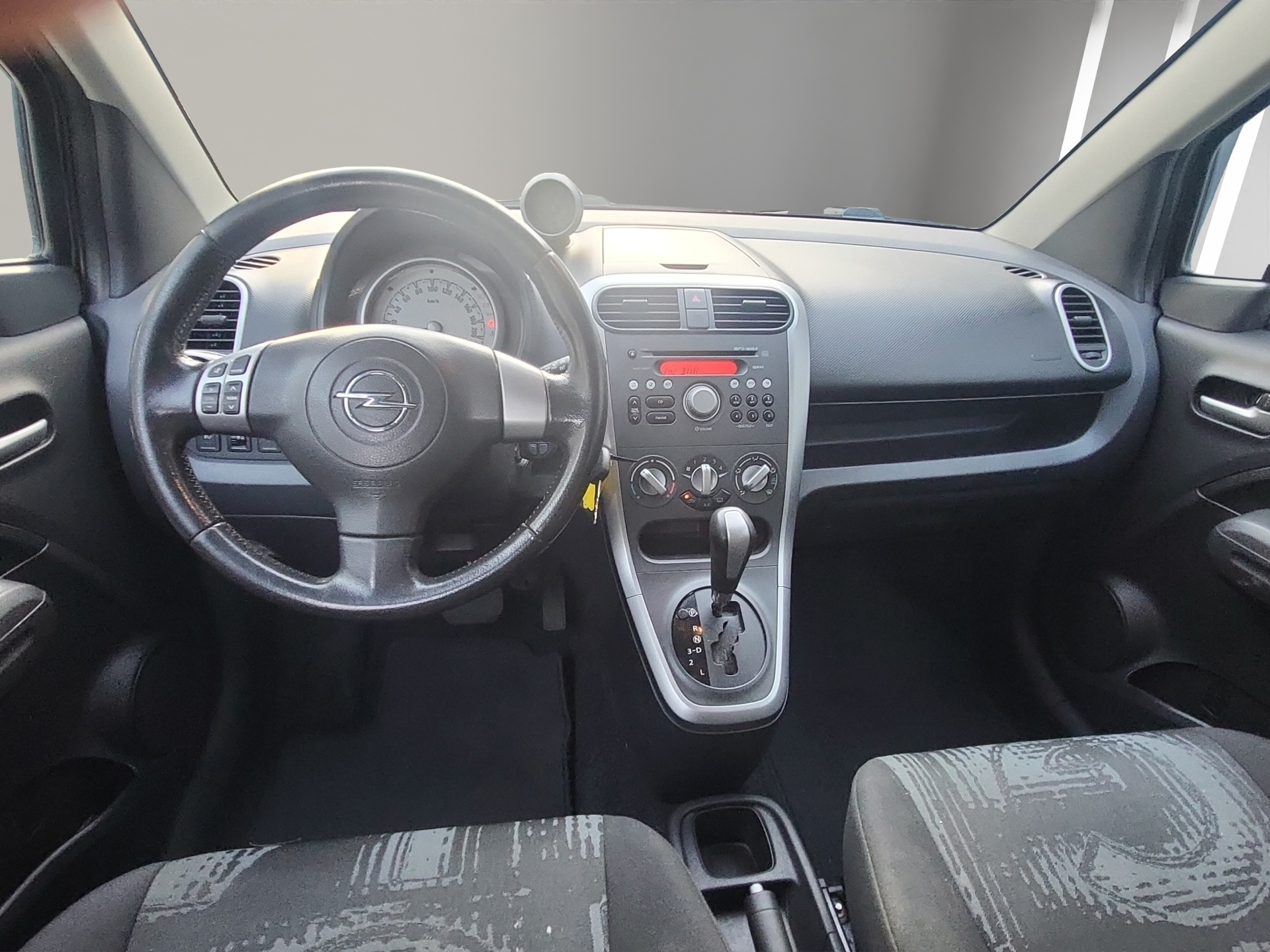 Foto van Opel Agila