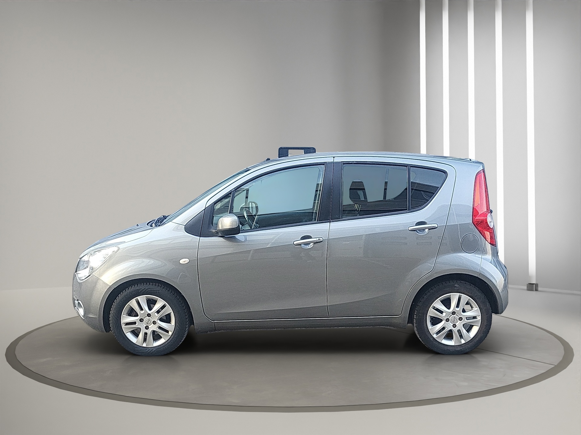 Foto van Opel Agila