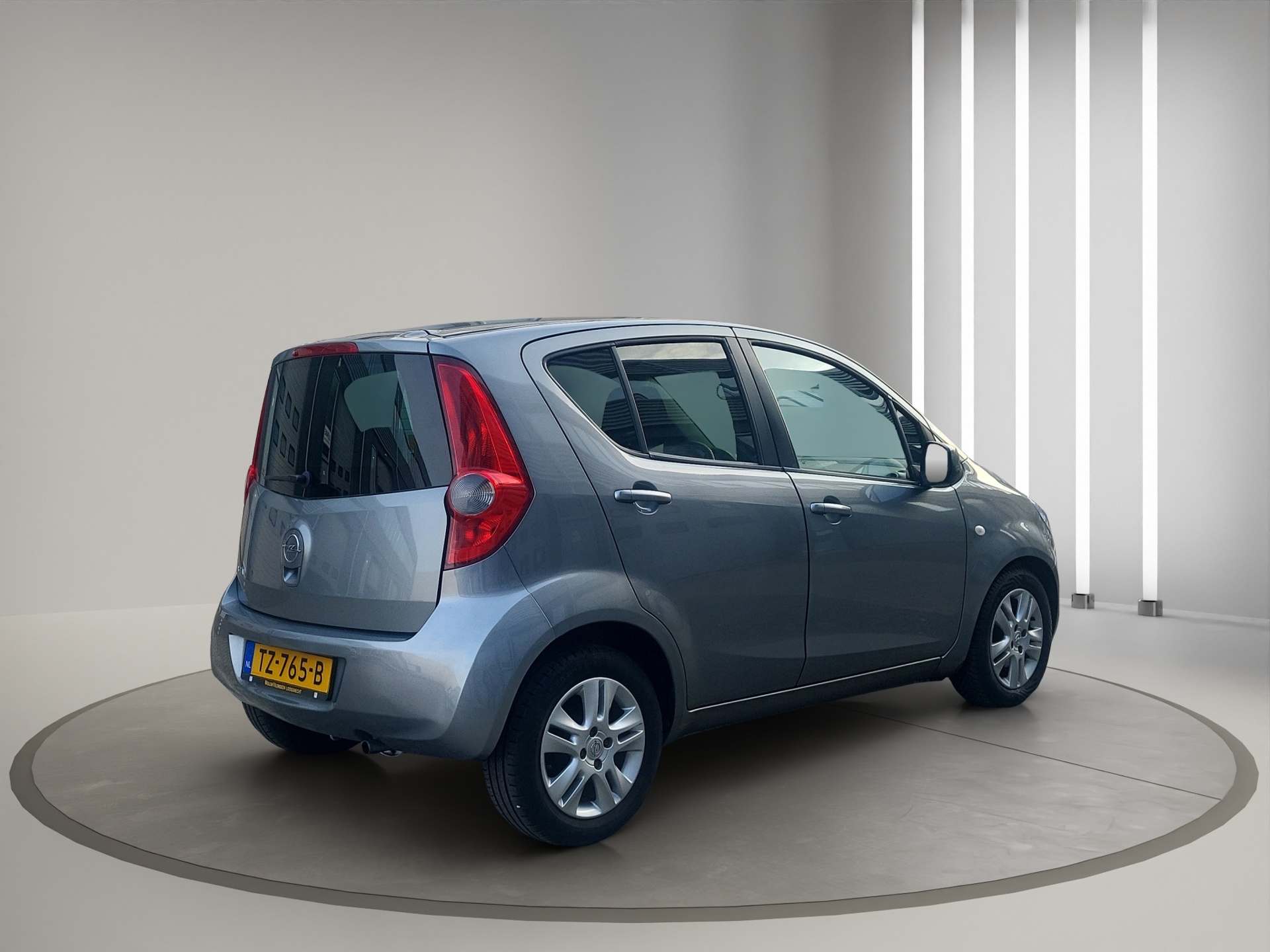 Foto van Opel Agila