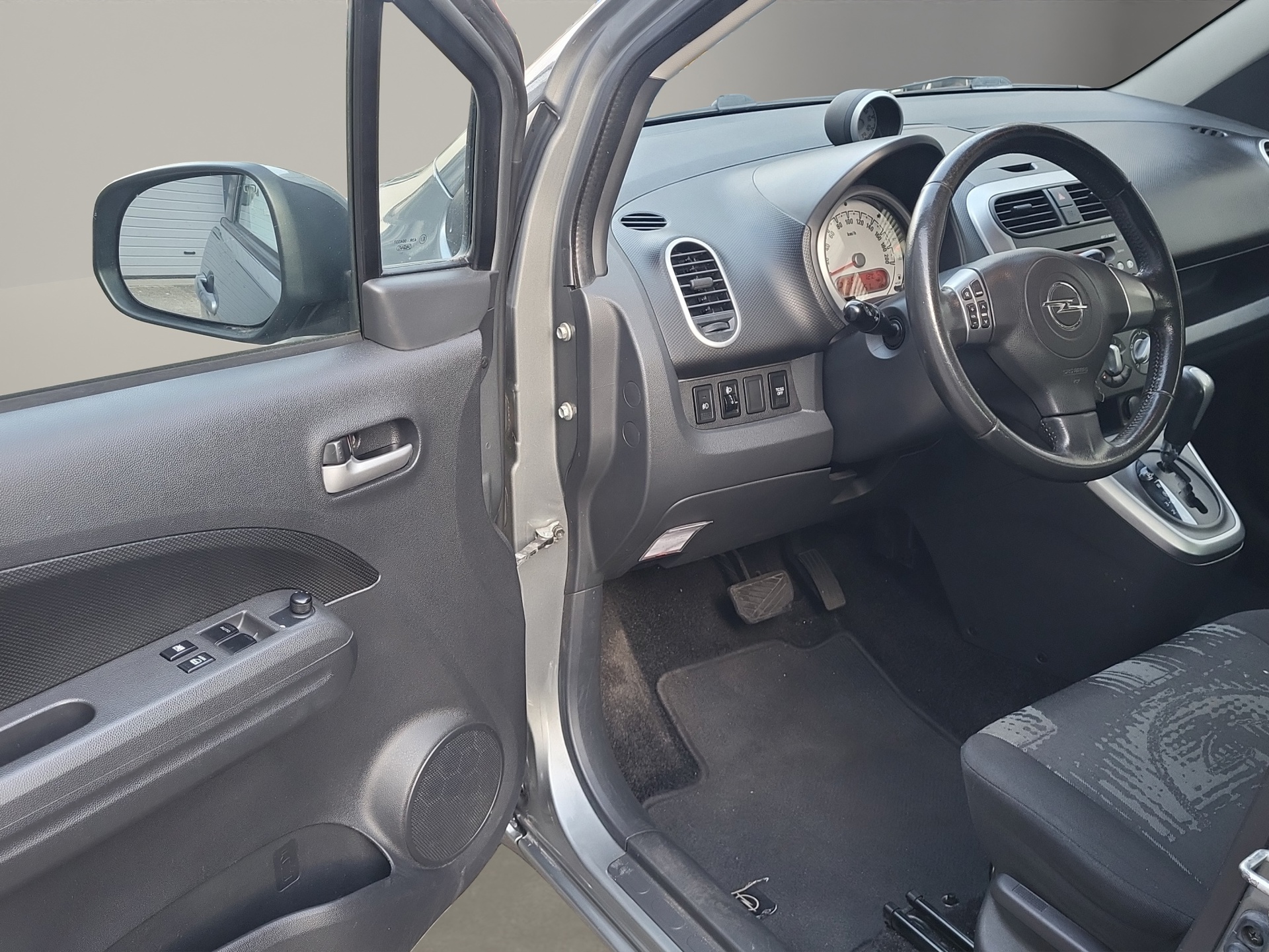 Foto van Opel Agila