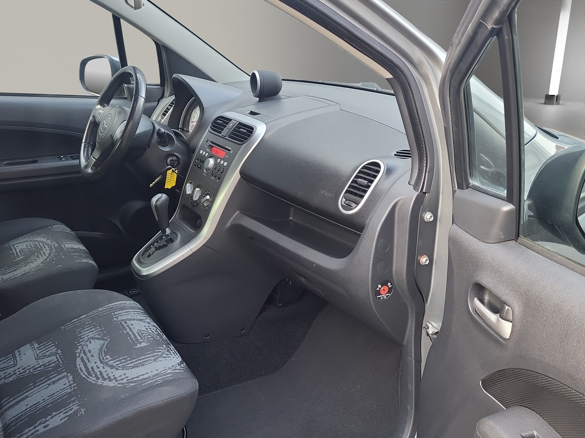 Foto van Opel Agila