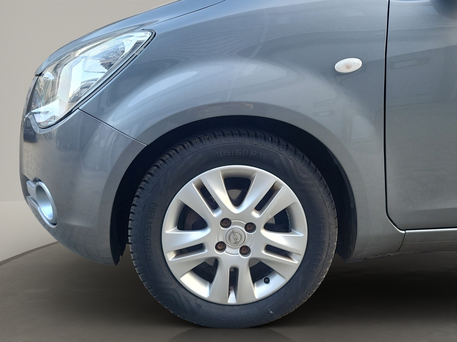 Foto van Opel Agila