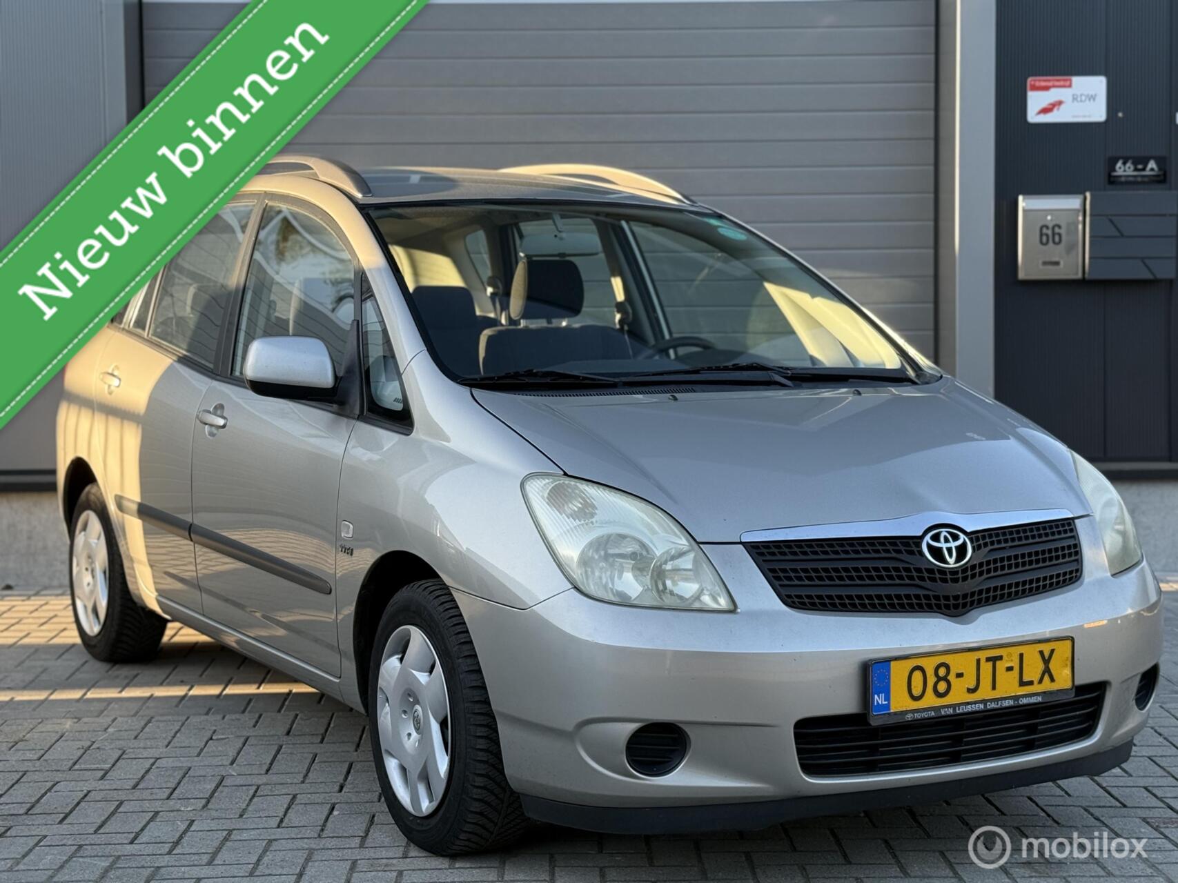 Foto van TOYOTA TOYOTA COROLLA VERSO