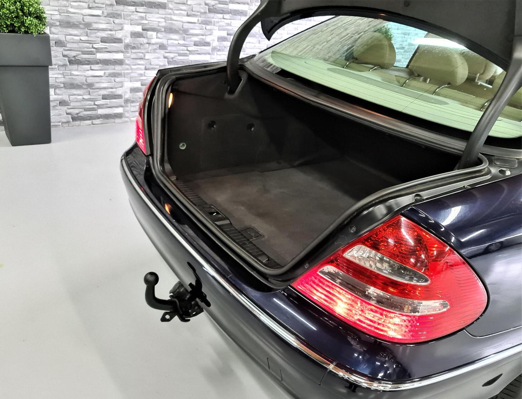 Foto van Mercedes-Benz E 220 CDI