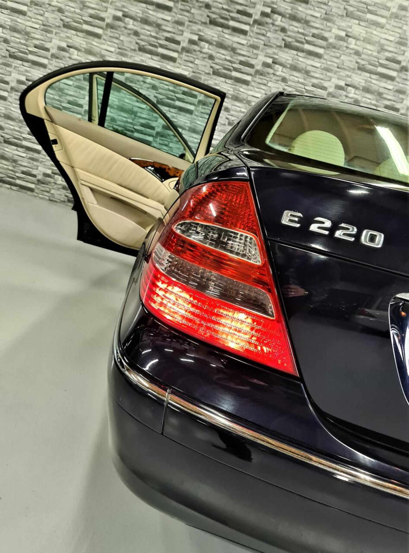 Foto van Mercedes-Benz E 220 CDI