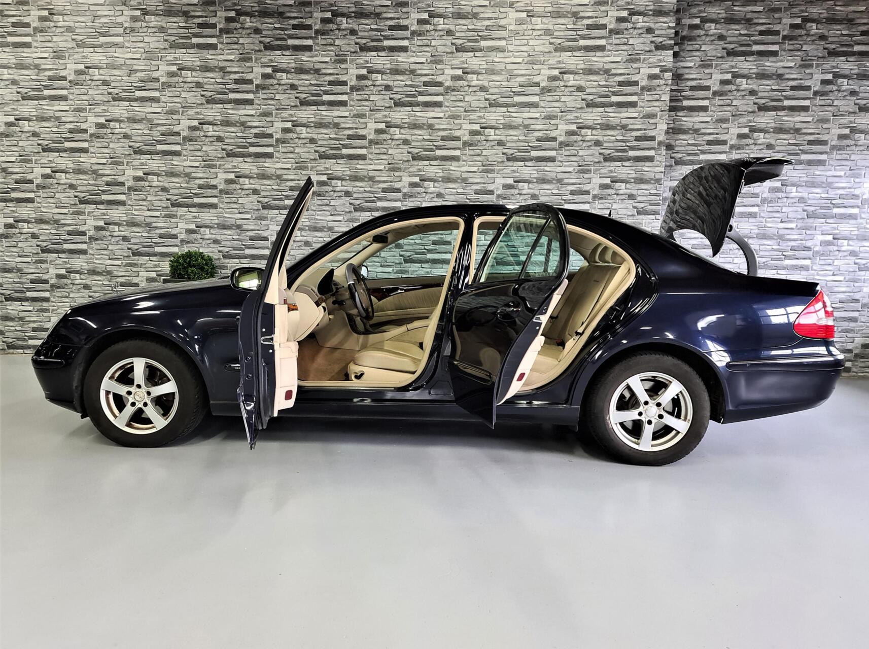 Foto van Mercedes-Benz E 220 CDI