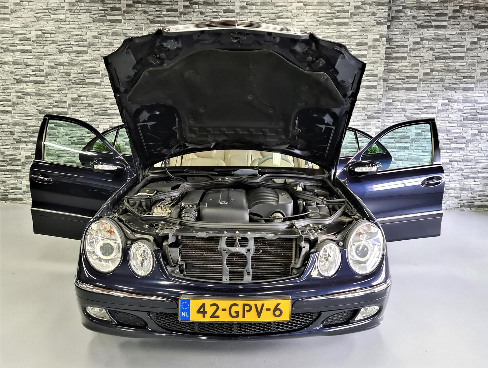 Foto van Mercedes-Benz E 220 CDI
