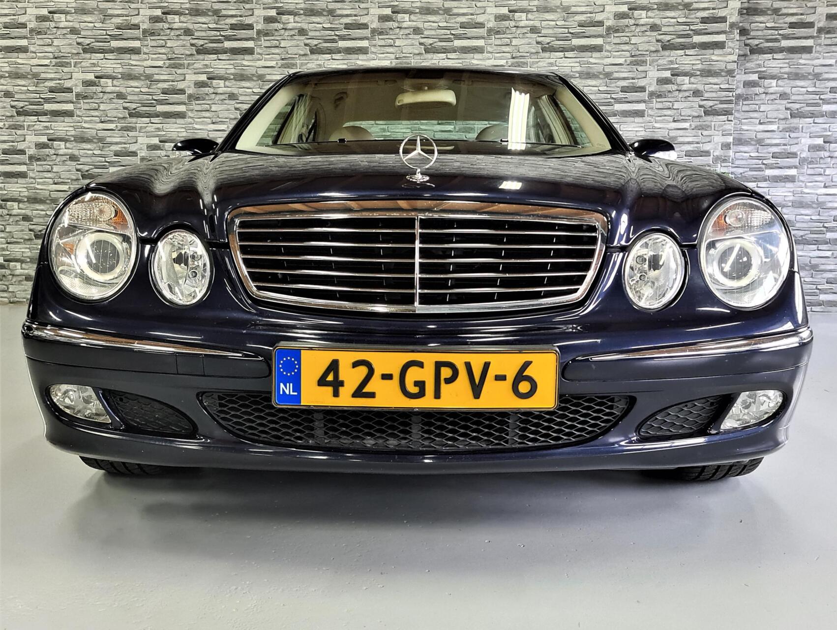 Foto van Mercedes-Benz E 220 CDI