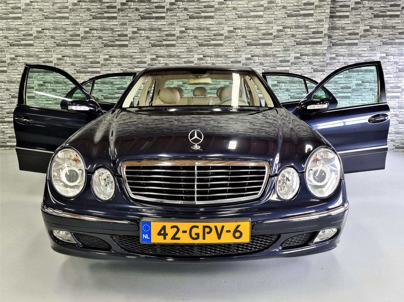 Foto van Mercedes-Benz E 220 CDI