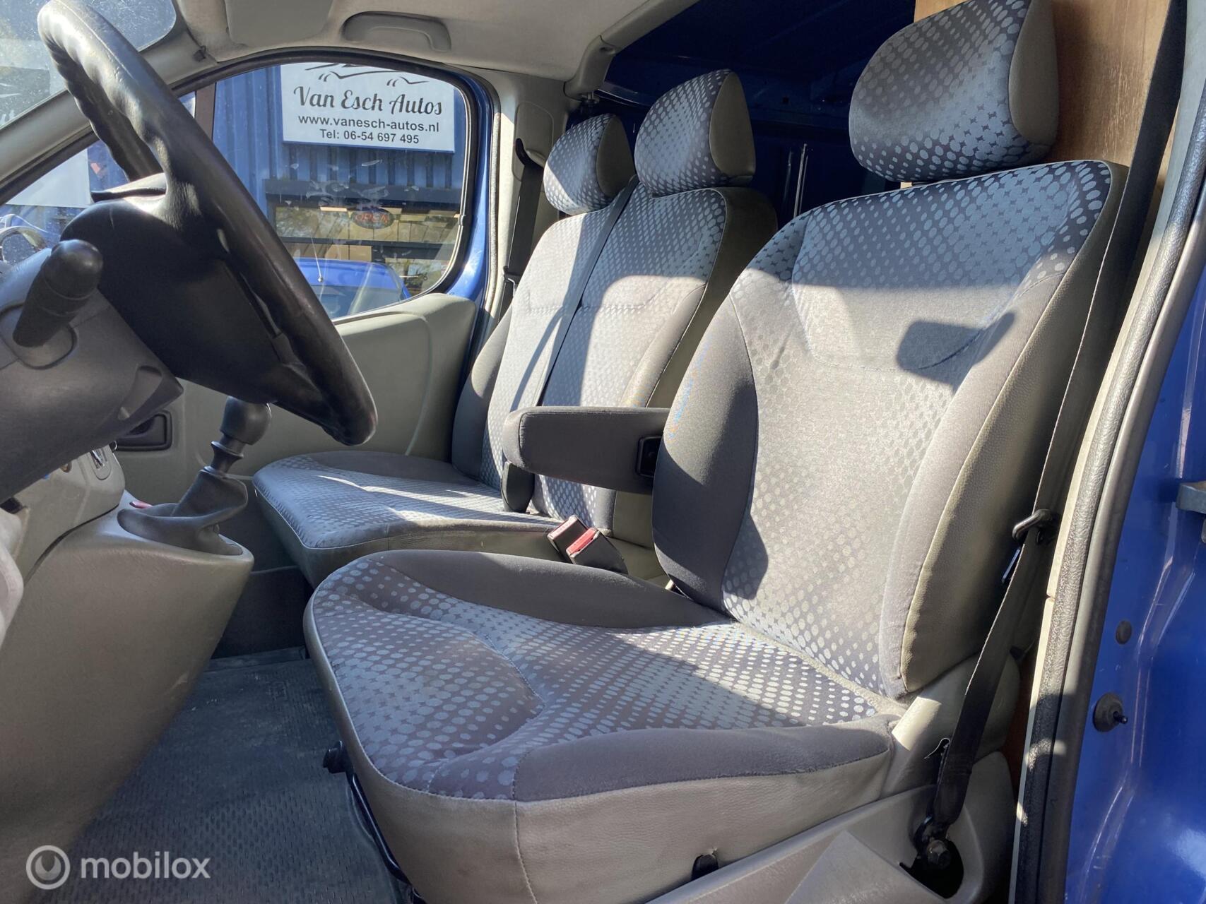 Foto van Renault Trafic T27 L1/h1 2.0 Dci 66kw E4