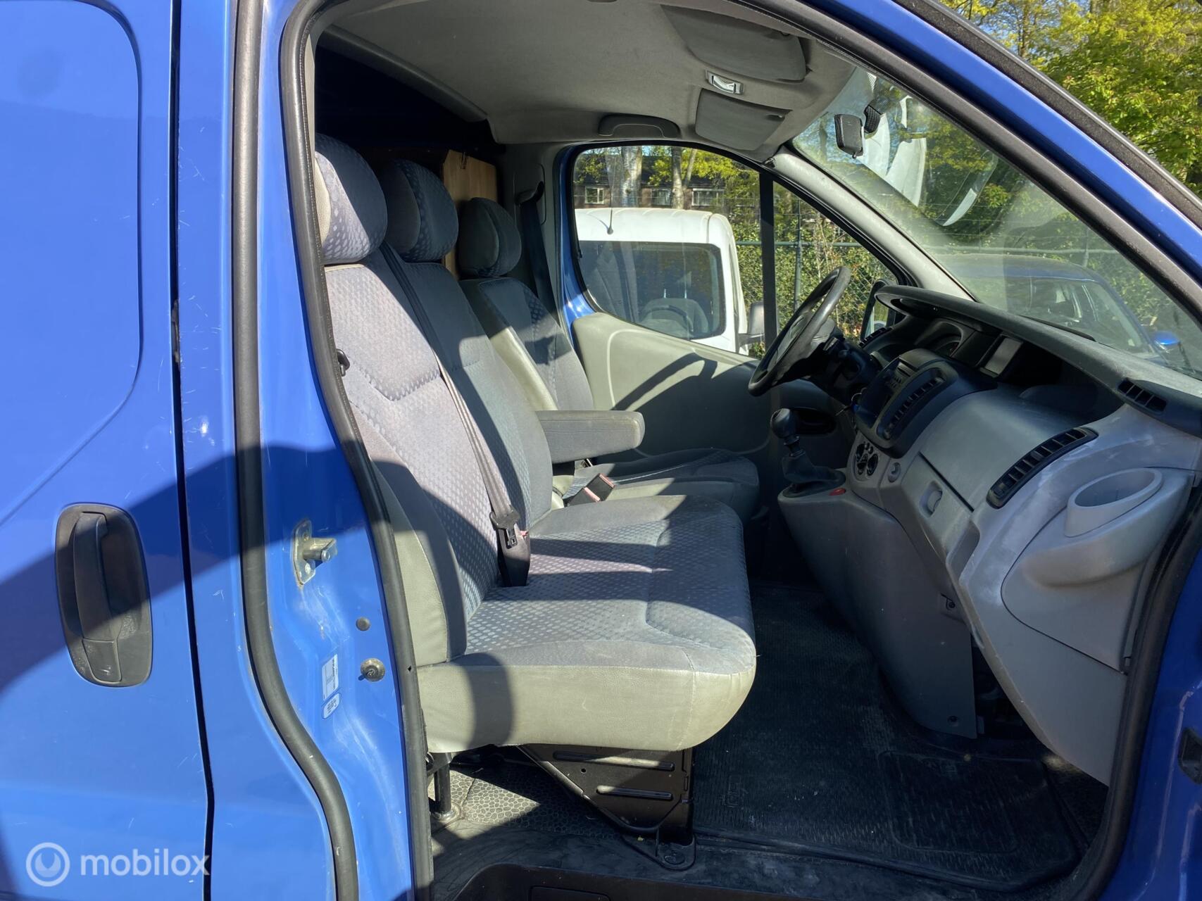 Foto van Renault Trafic T27 L1/h1 2.0 Dci 66kw E4
