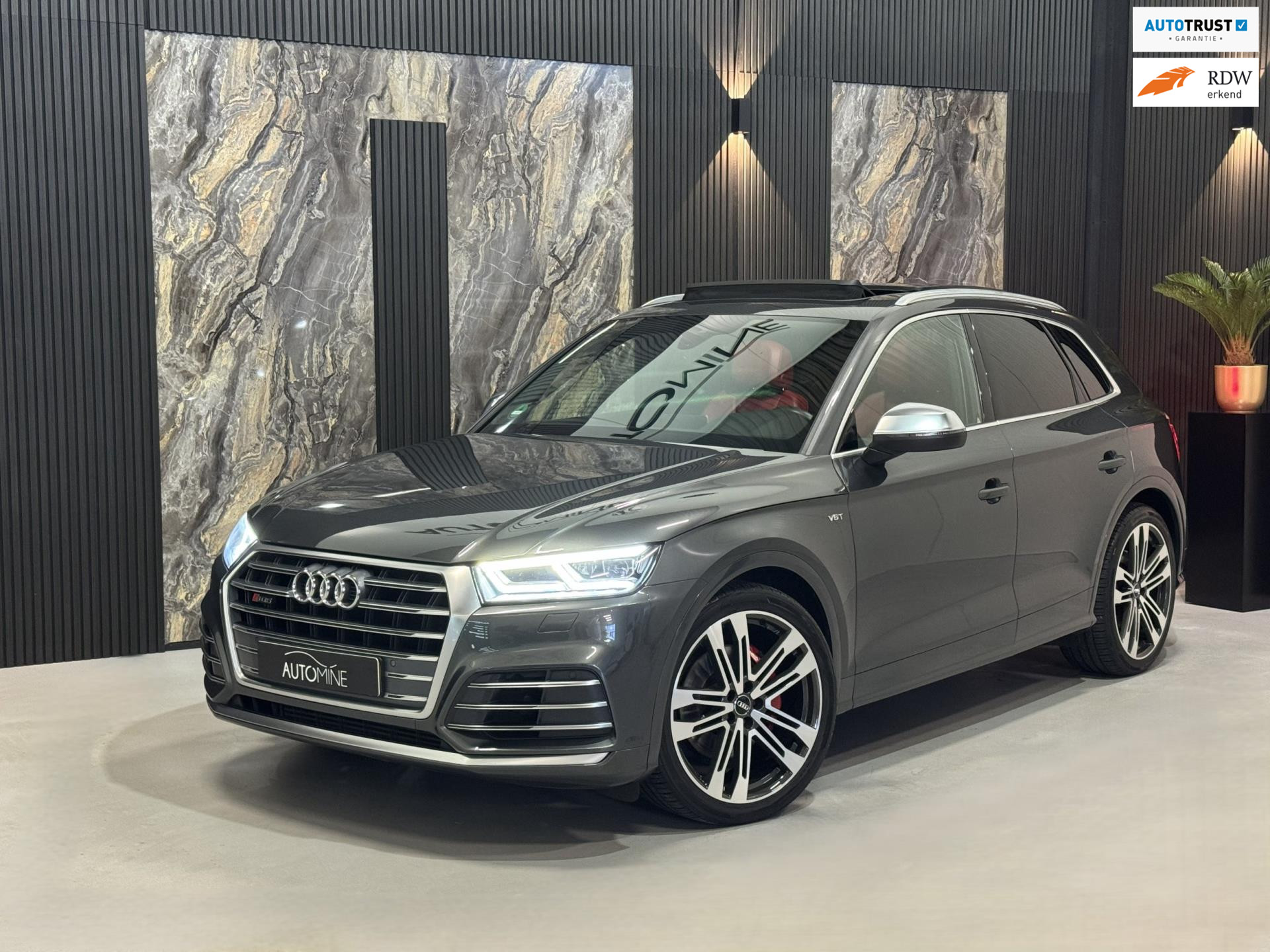 Foto van AUDI SQ5