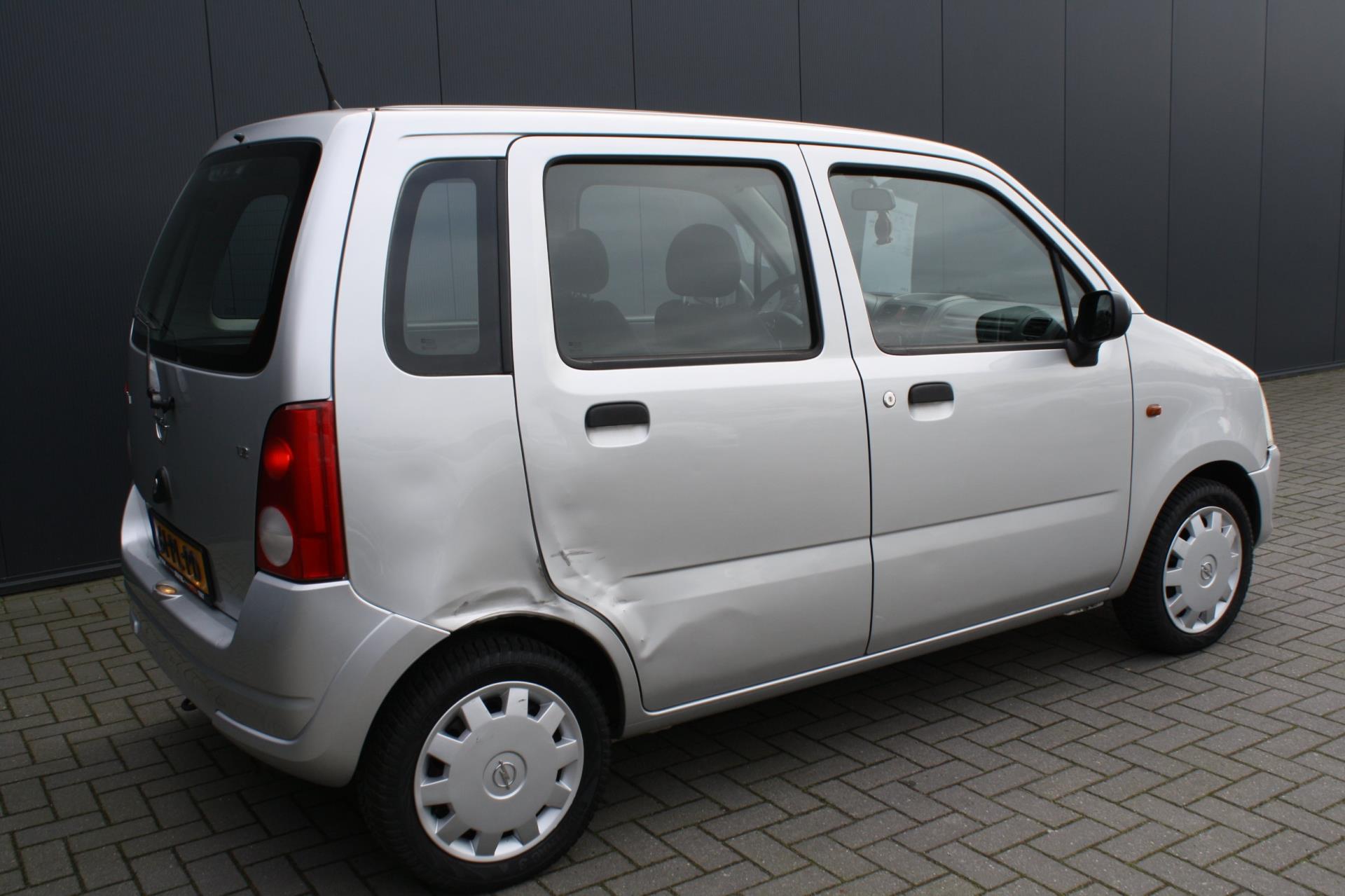Foto van Opel Agila