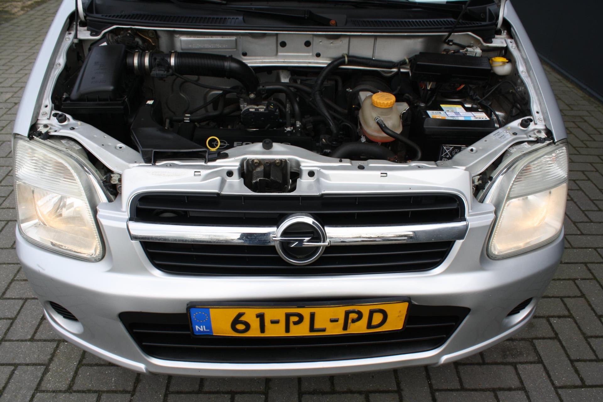 Foto van Opel Agila