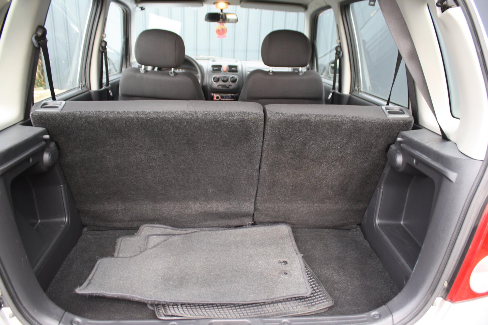 Foto van Opel Agila