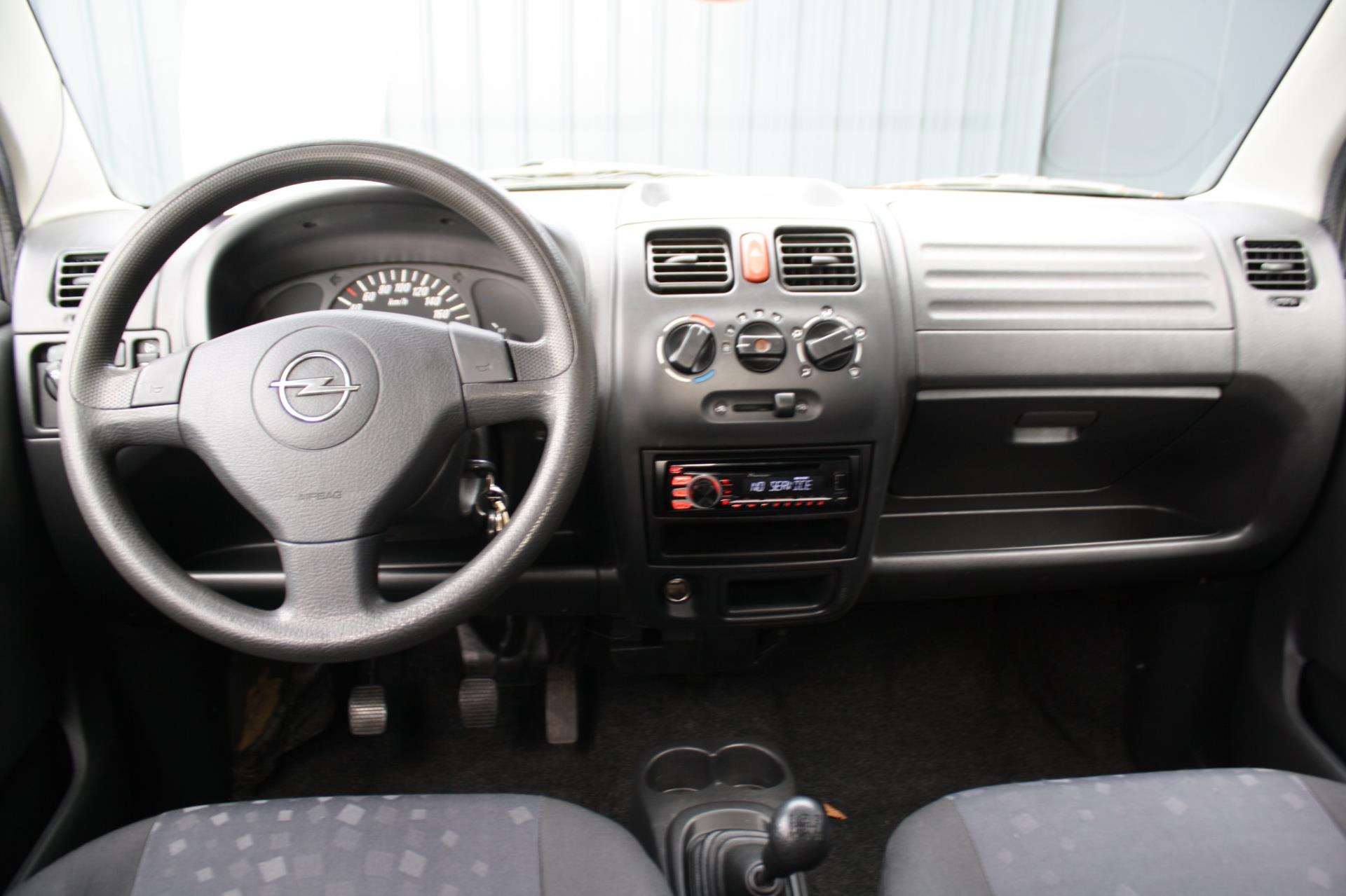 Foto van Opel Agila