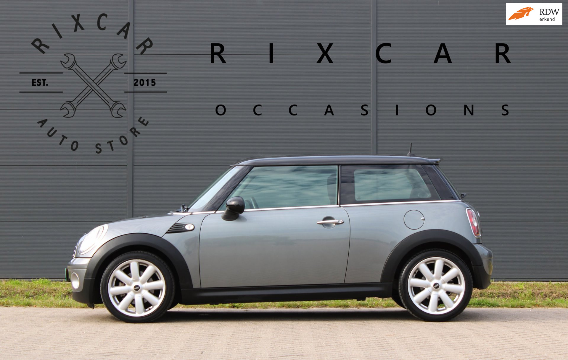 Foto van MINI COOPER
