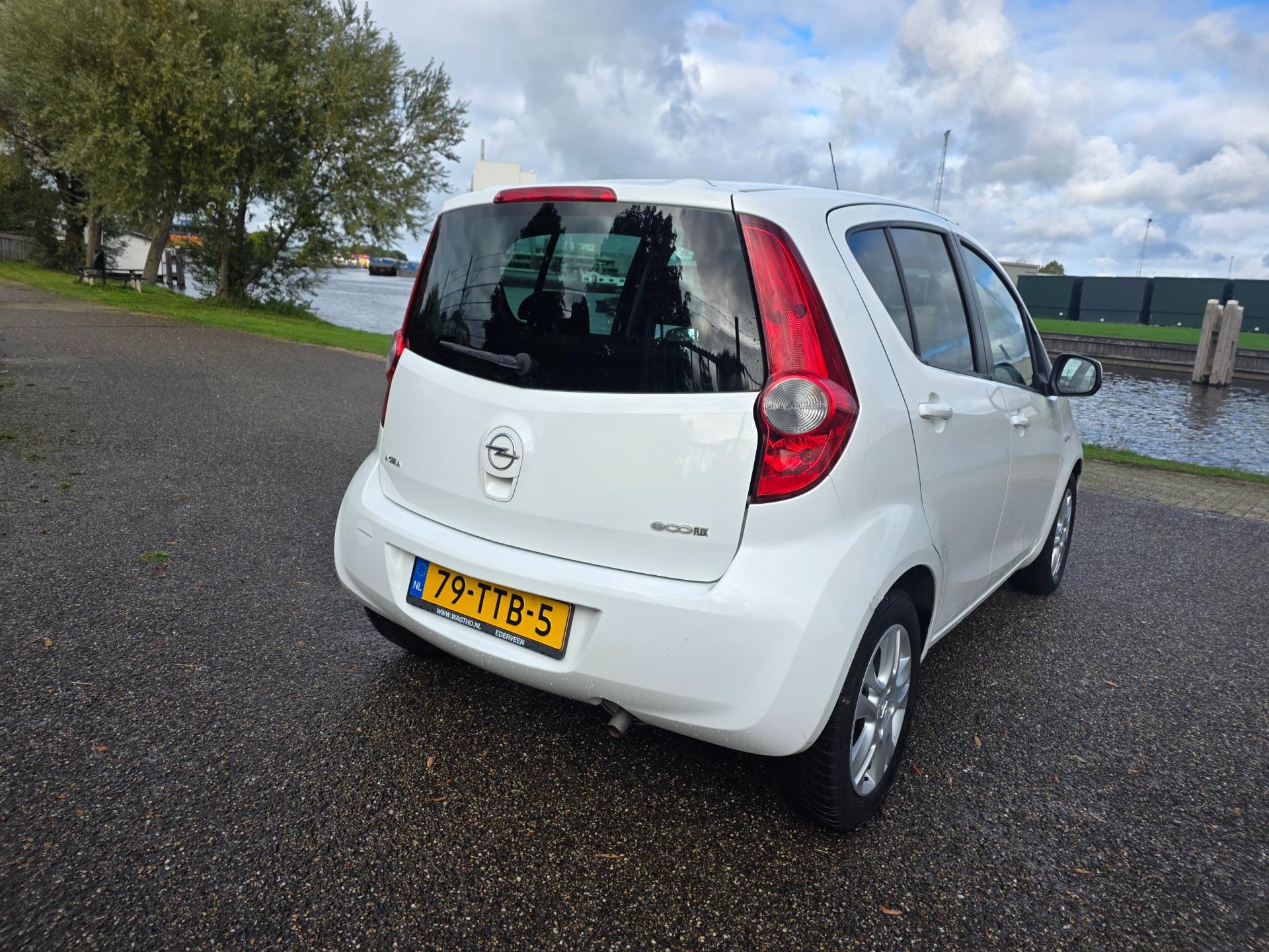 Foto van Opel Agila