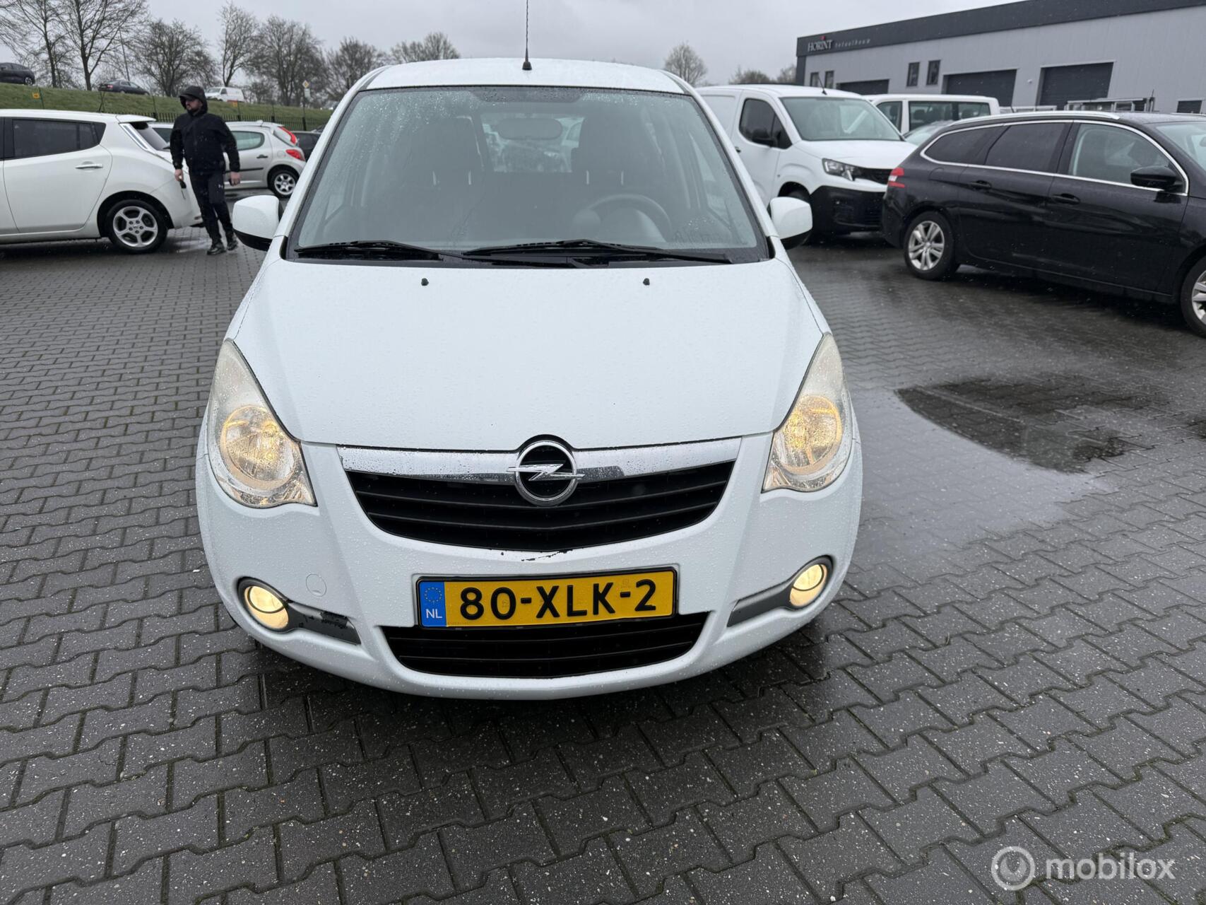 Opel Agila 1.2 Edition 1 eigenaar 55000 km nap 2012 - voorkant