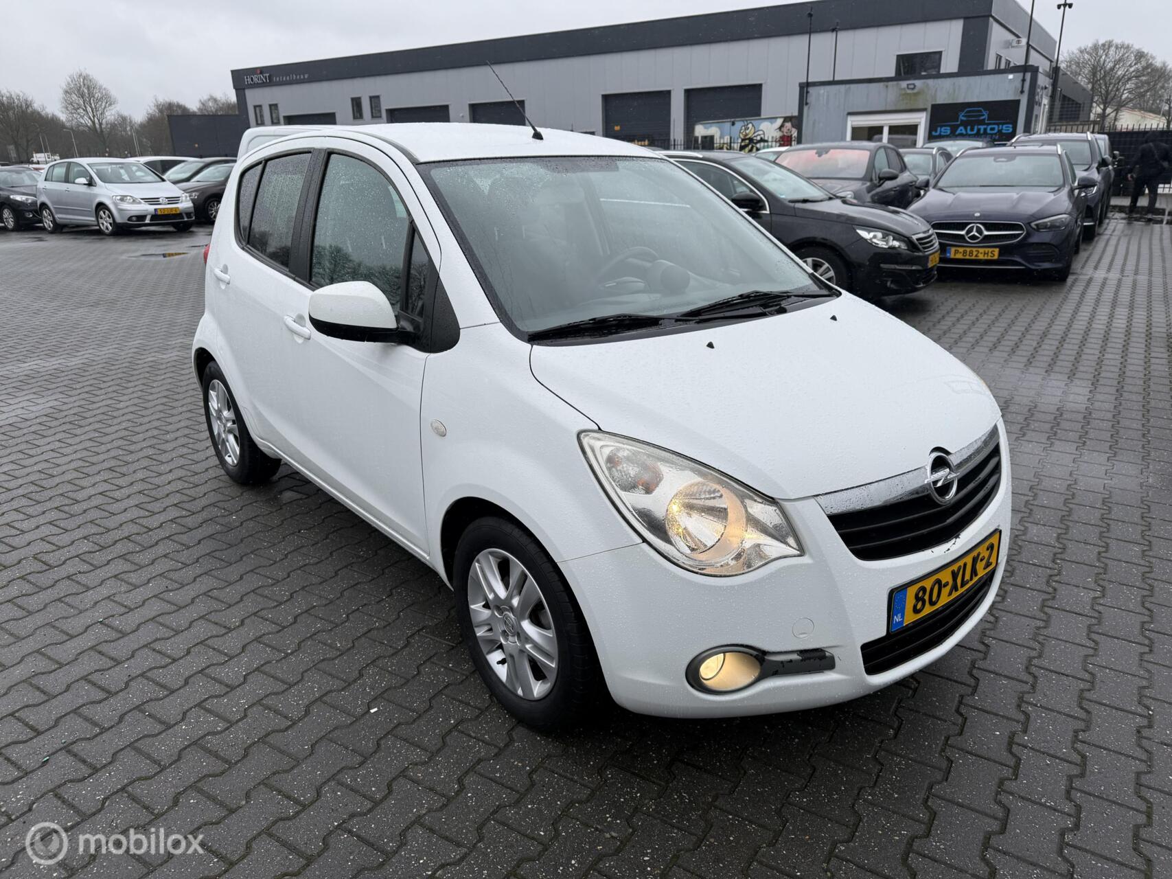 Foto van Opel Agila