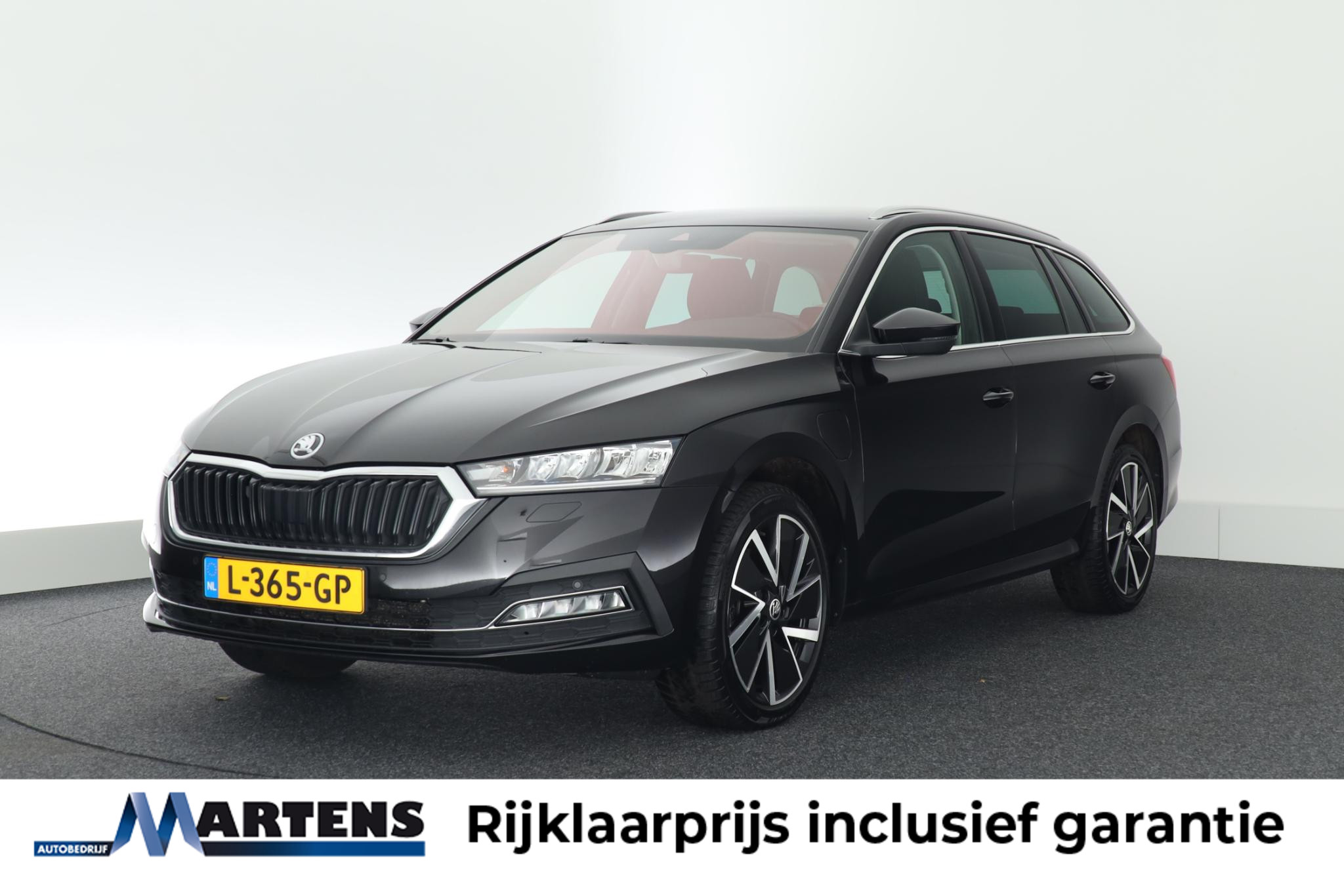 Skoda Octavia 1.4 TSI 204pk iV PHEV Business Edition Plus 2021 - voorkant