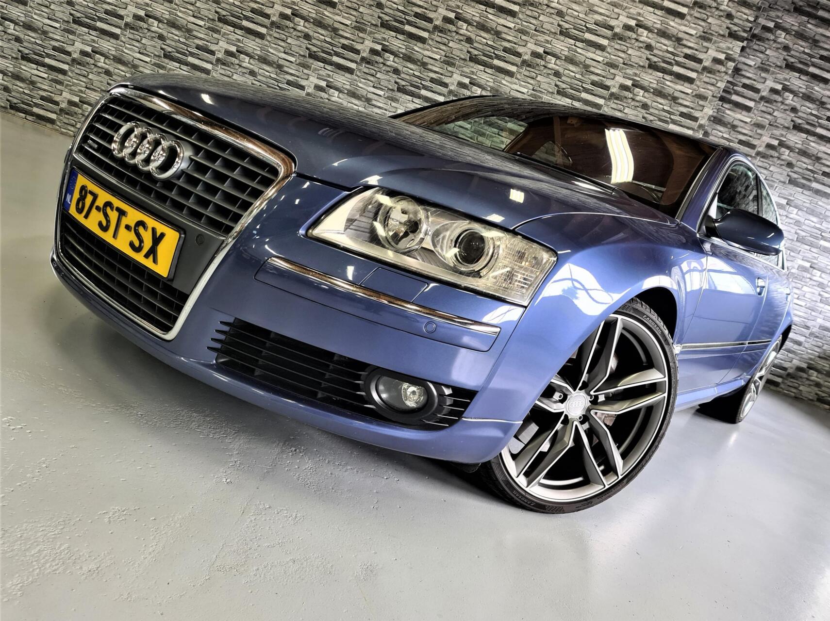 Audi Audi A8 3.7 V8 quattro Pro Line *Xenon*BOSE*20''RS6*PDC*NAP! 2006 - voorkant