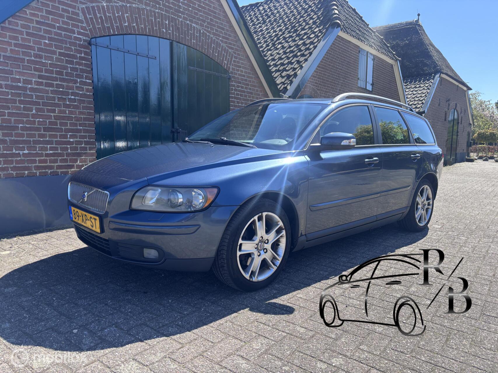 Volvo V50 2.0D Summum LEER AIRCO CRUISE PARK SENS MOOIE AUTO 2007 - voorkant
