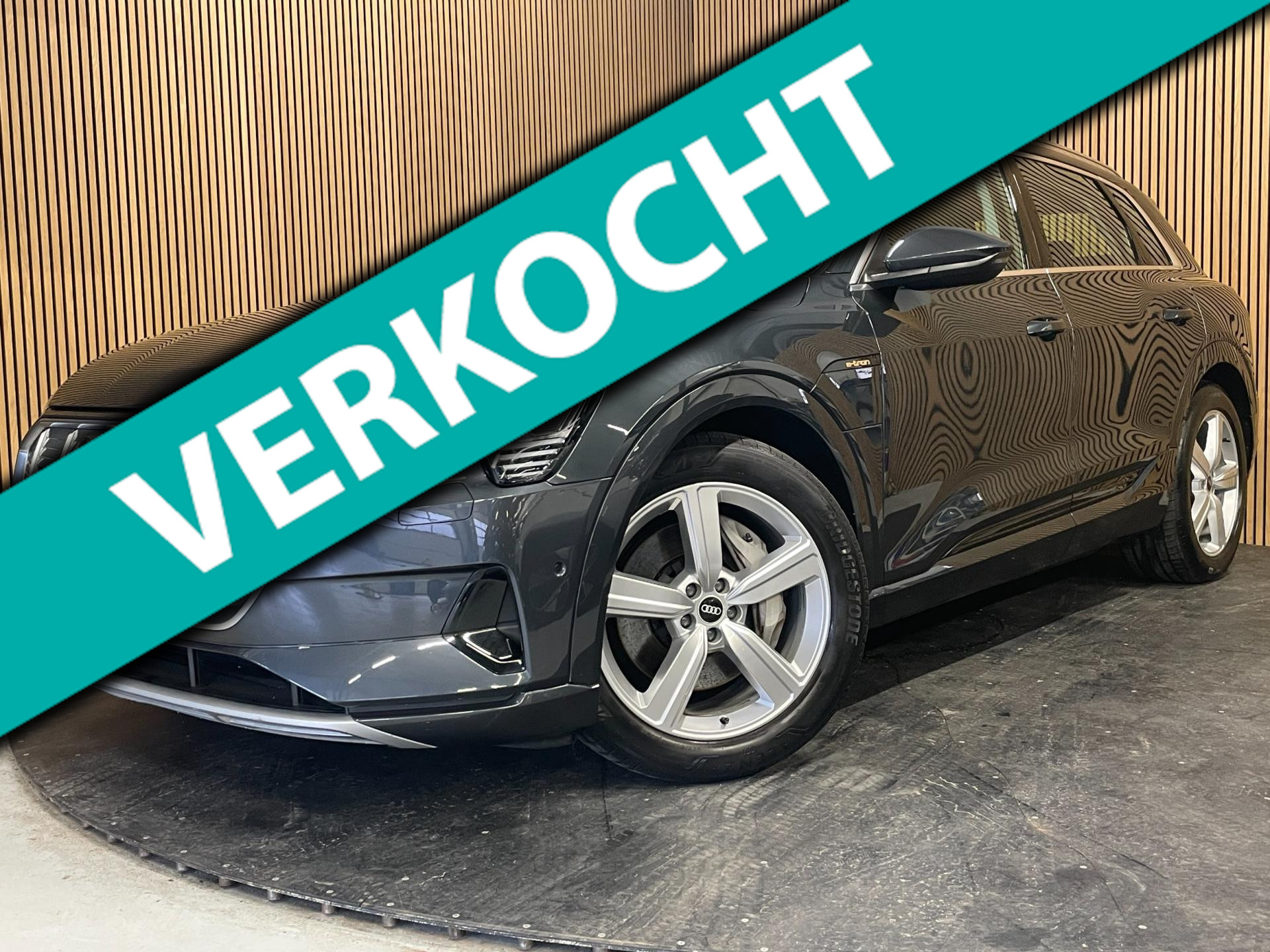 Audi E-tron 50 50 Quattro Business Edition 71 kWh|87% SOH|CAMERA|APPLE CARPLAY/ANDROID AUTO|MEMORY|CLIMA+CRUISE|NL|NAP|IN BTW|1e EIG| 2020 - voorkant