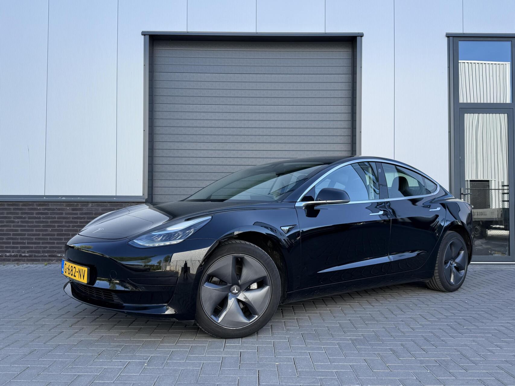 Tesla Model 3 Standard RWD Plus 60 kWh 2019 - voorkant