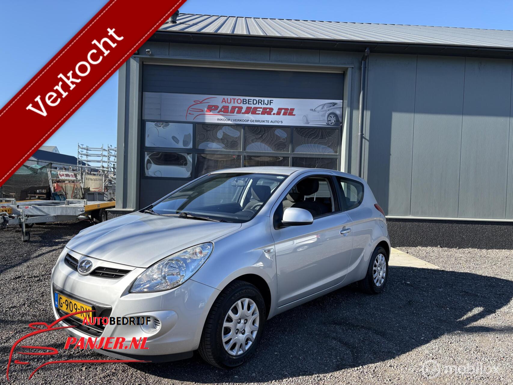 Hyundai I20 1.2i i-Drive  "AIRCO+ZUINIG+WEINIG KM+NETJES" 2012 - voorkant