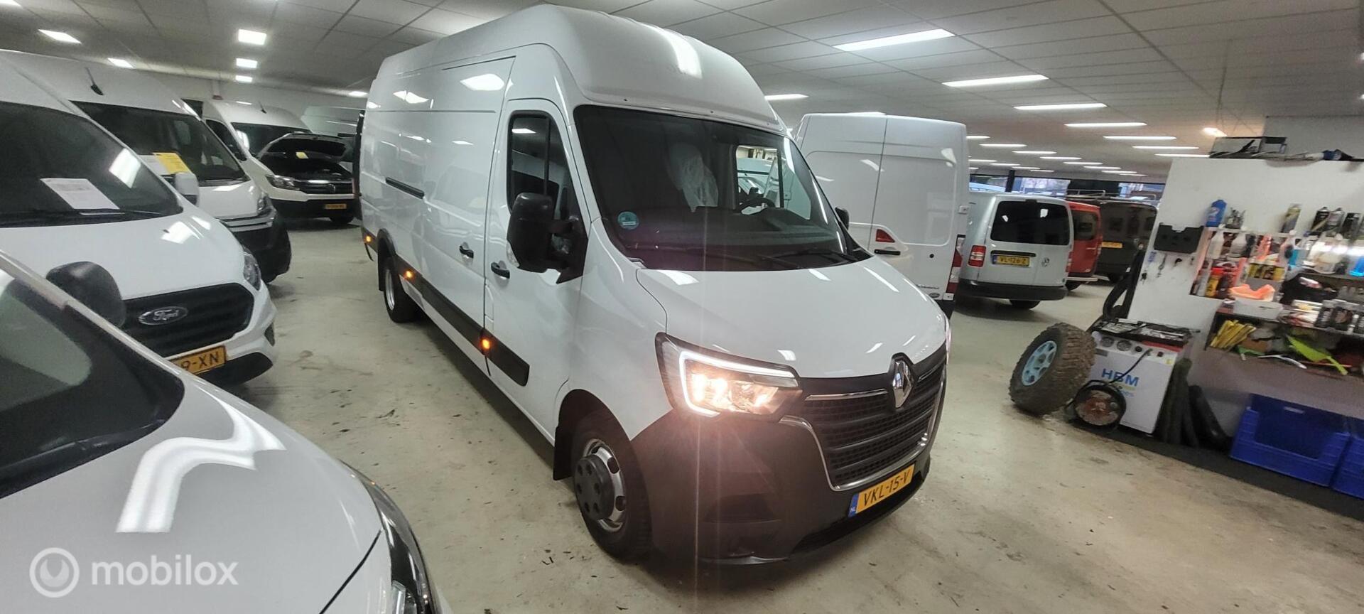 Foto van RENAULT MASTER
