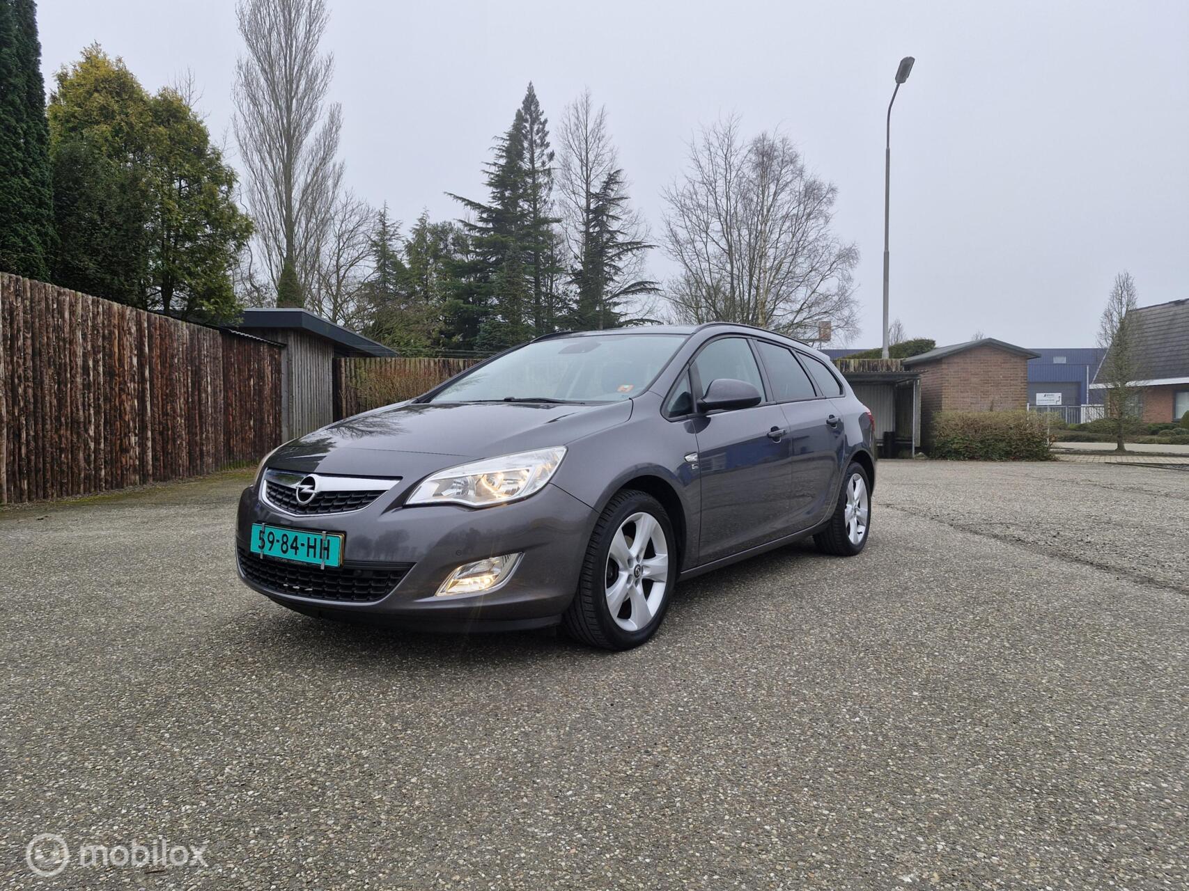 Foto van OPEL ASTRA SPORTS TOURER