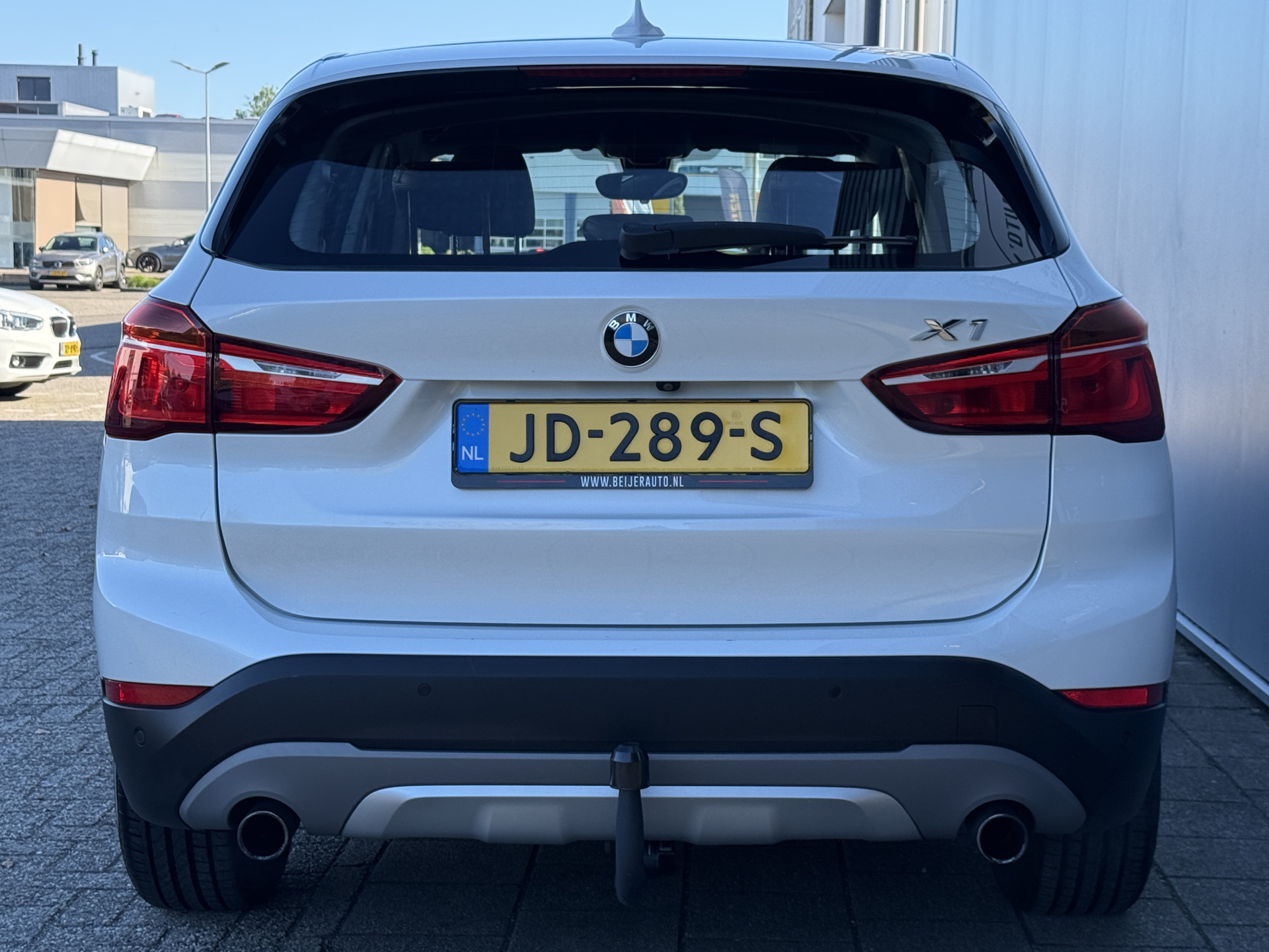 Foto van BMW X1 Xdrive20i