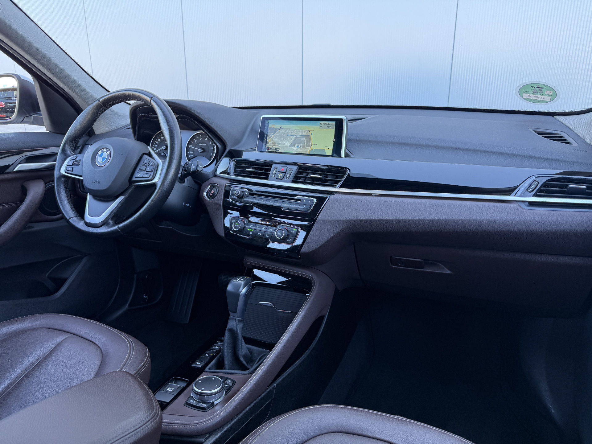 Foto van BMW X1 Xdrive20i