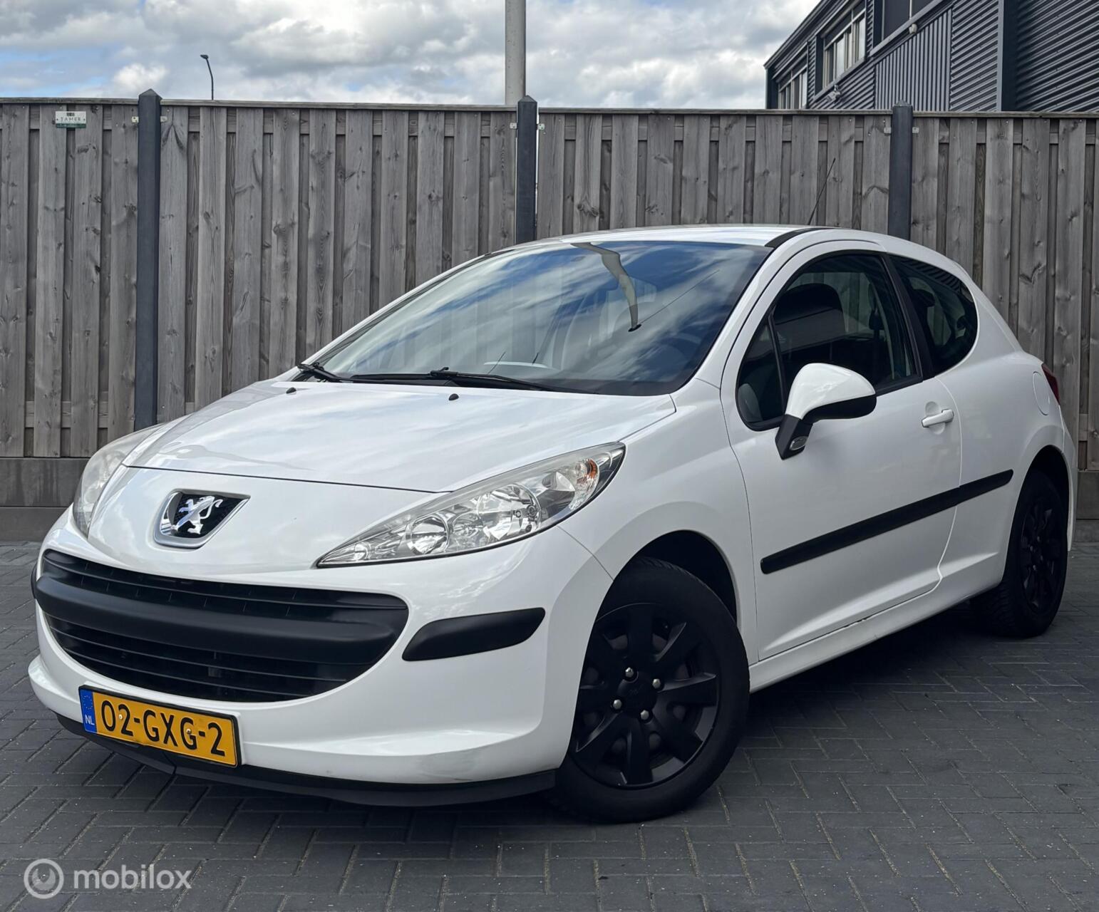Peugeot 207 1.4 VTi Cool 'n Blue/Airco/Bluetooth/Cruise/NAP/ 2008 - voorkant