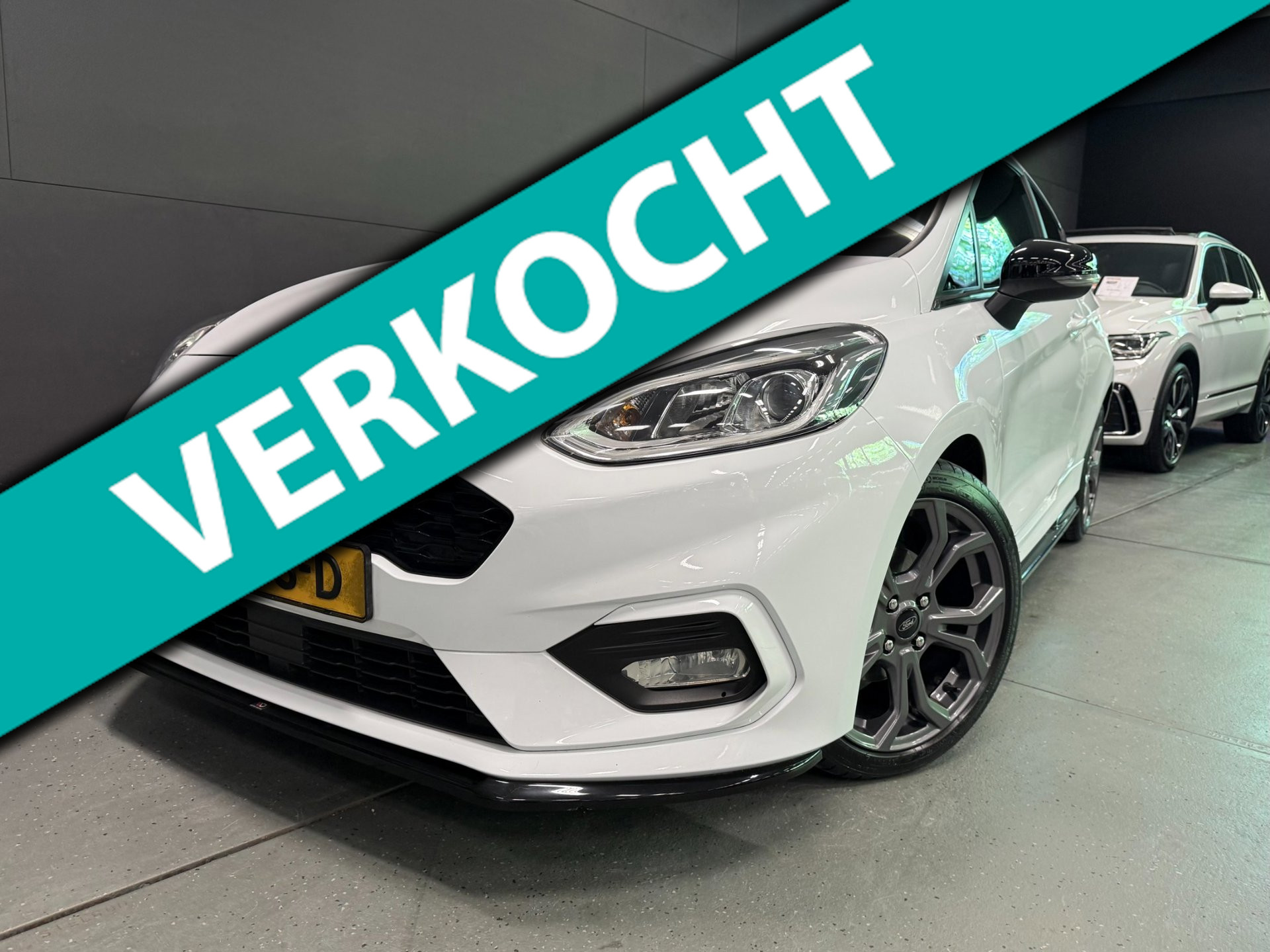 Ford Fiesta 1.0 EcoBoost ST-Line 125PK PANO/NAVI/CAM/ECC/PDC/DAB/CARPLAY// 2018 - voorkant