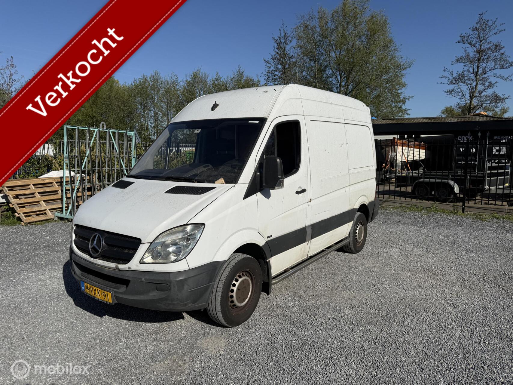 Mercedes-Benz Sprinter 210 2.2 CDI 325 HD 2012 - voorkant