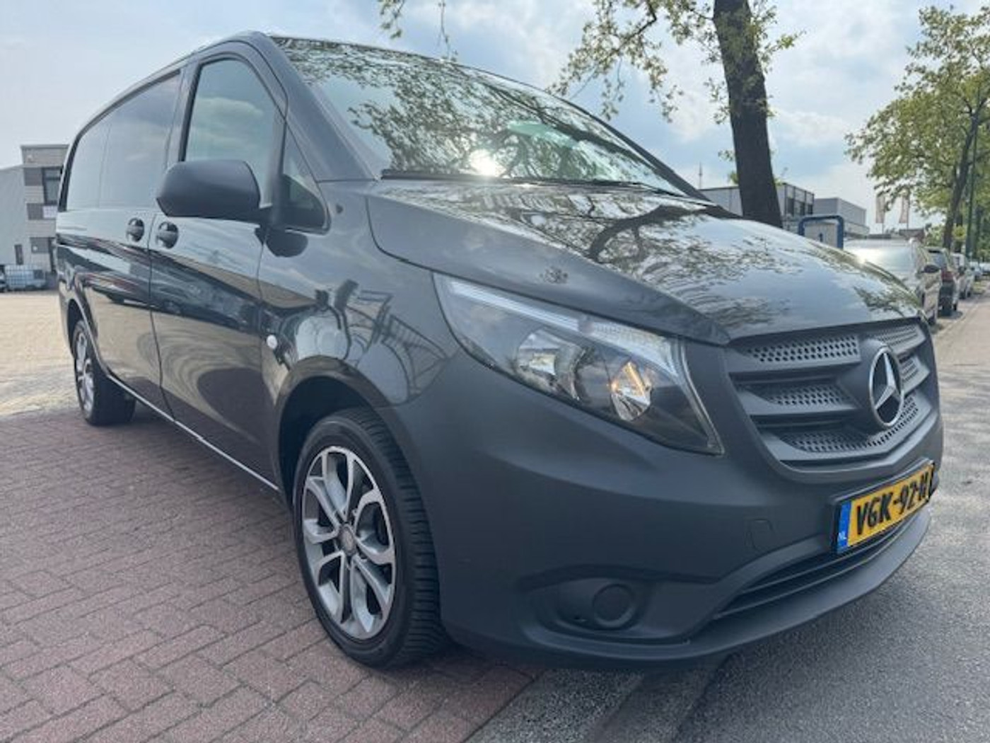 Foto van MERCEDES-BENZ VITO