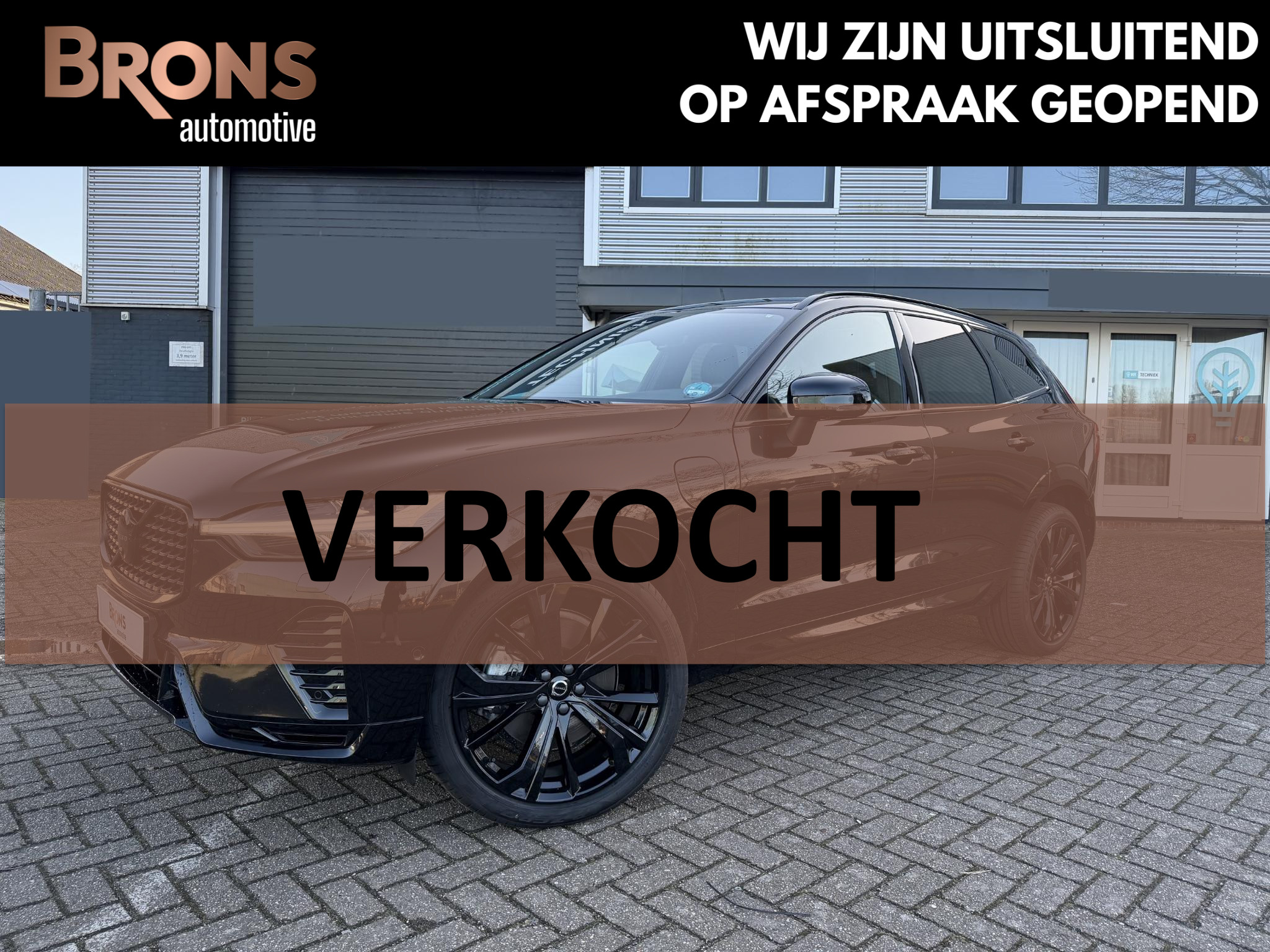 Volvo Xc60 2.0 T6 Plug-in hybrid AWD Ultra Black Edition 2025 - voorkant