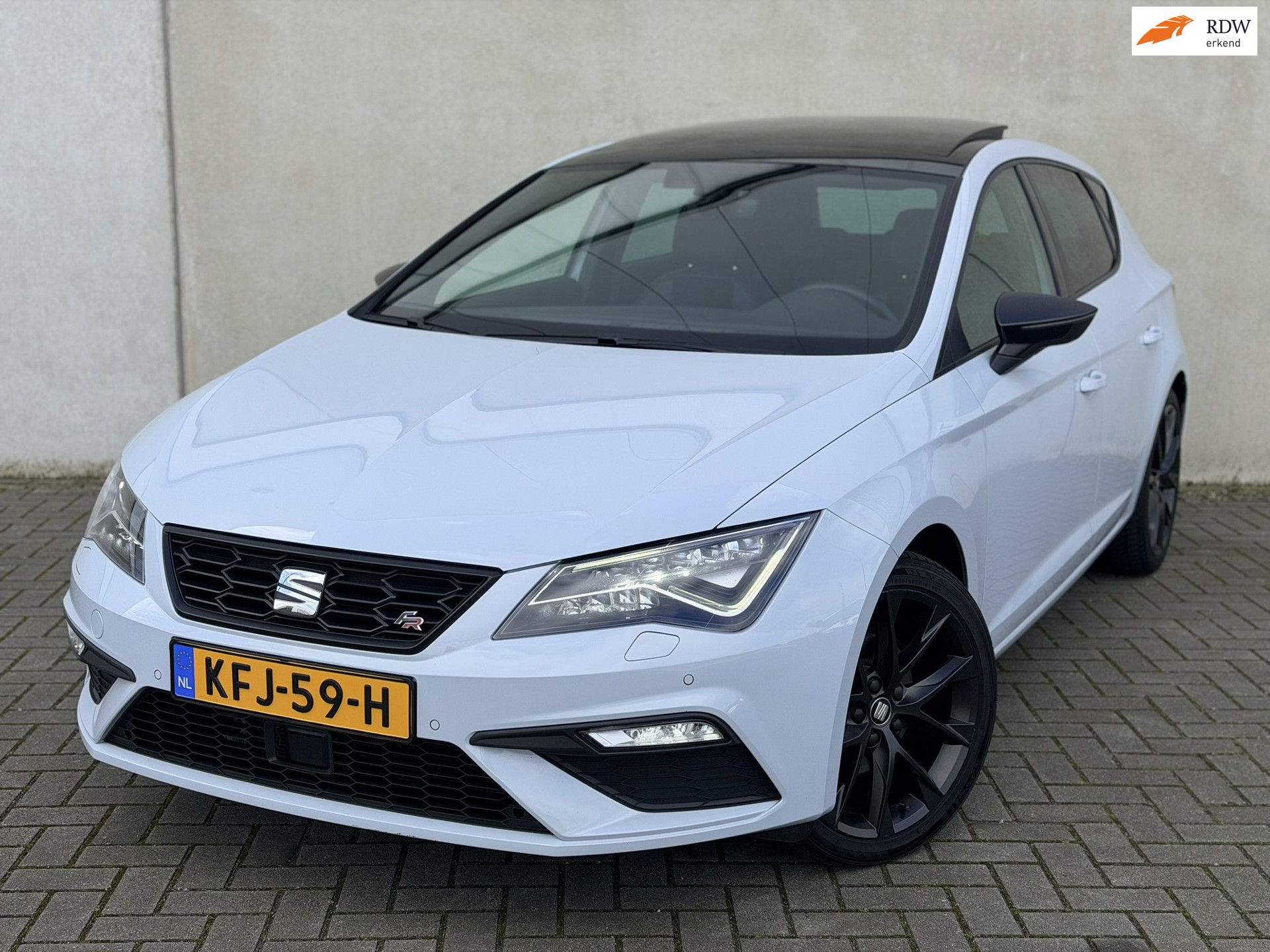 Seat Leon 1.5 TSI FR Ultimate Edition 2020 - voorkant