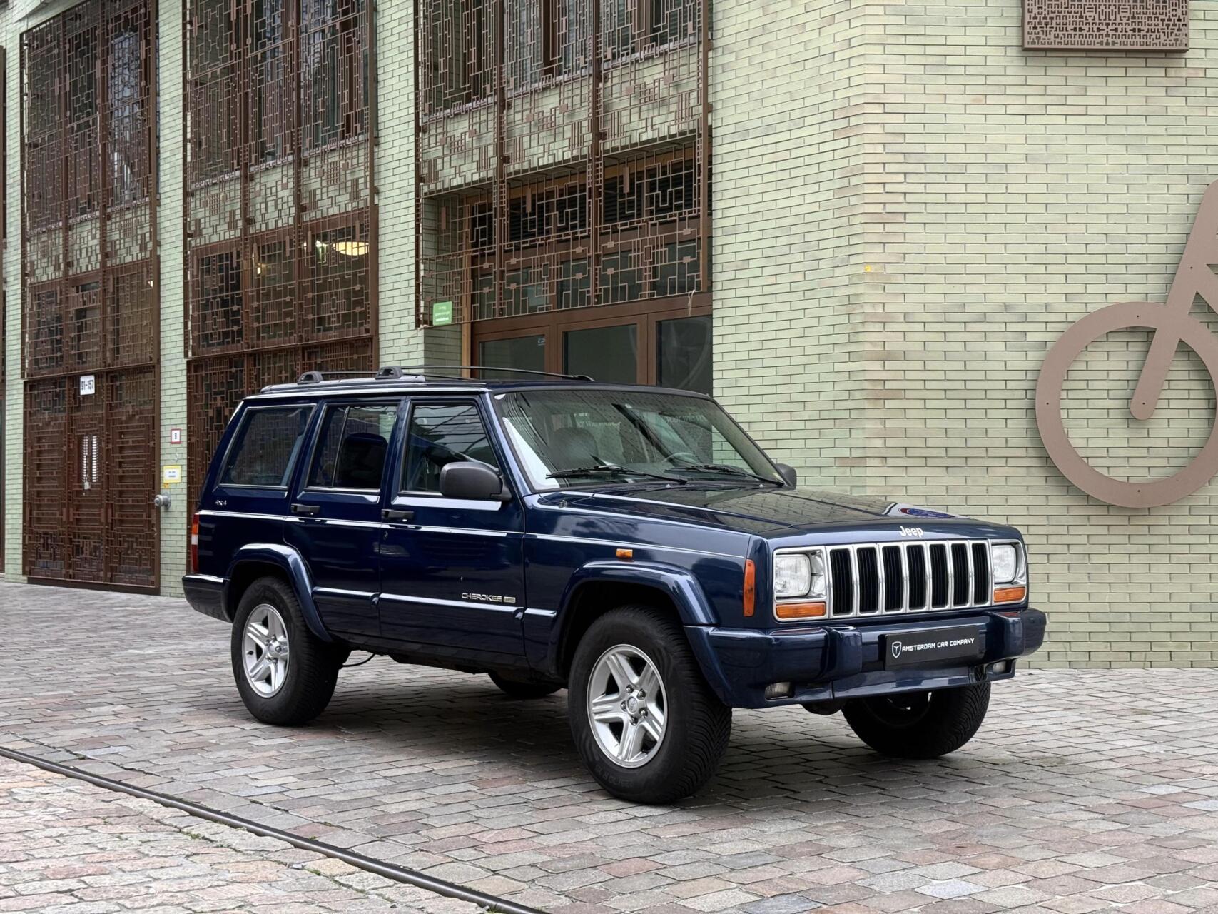 Foto van JEEP CHEROKEE