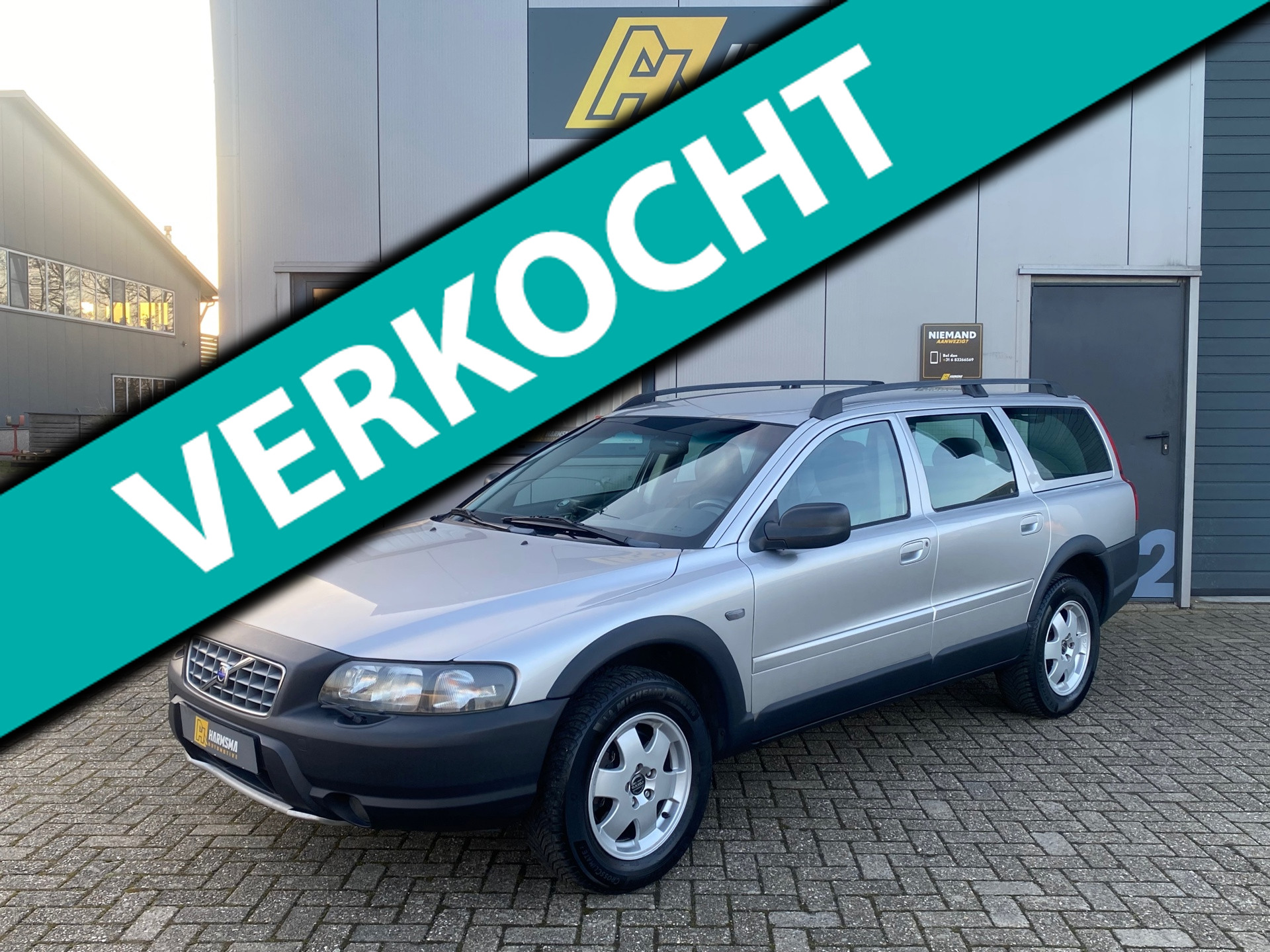 Volvo V70 2.4 T | Youngtimer | Leder | Parkeersens. | Camera | Nette staat 2002 - voorkant
