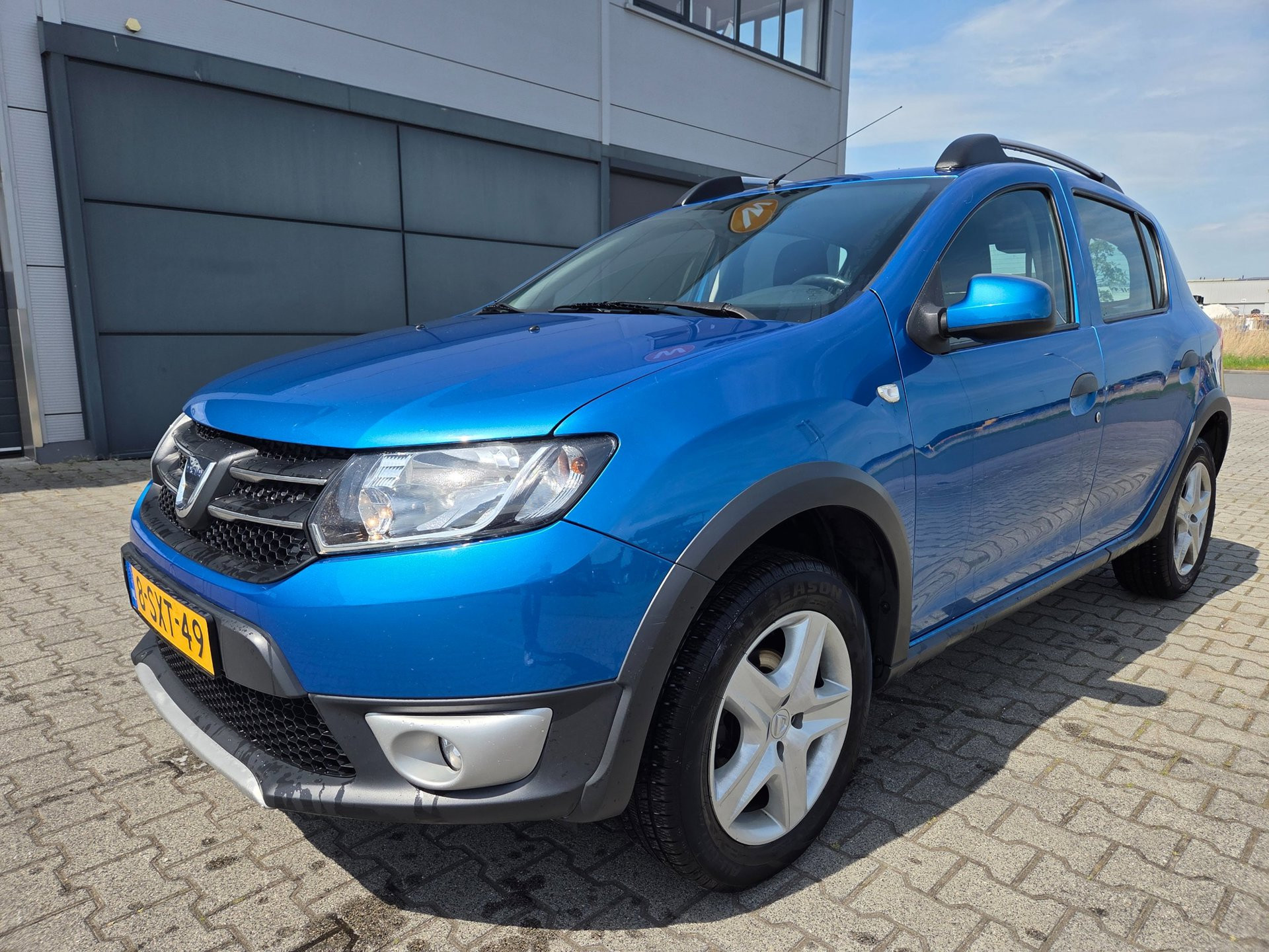 Foto van DACIA SANDERO