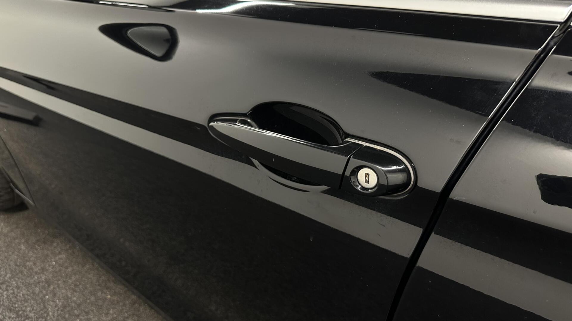 Foto van BMW 320i Ed