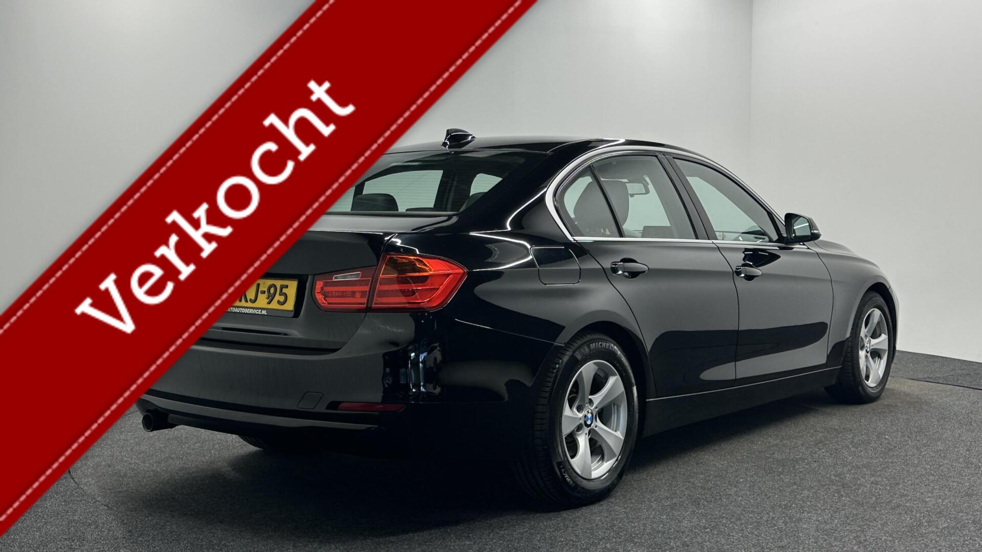 Foto van BMW 320i Ed