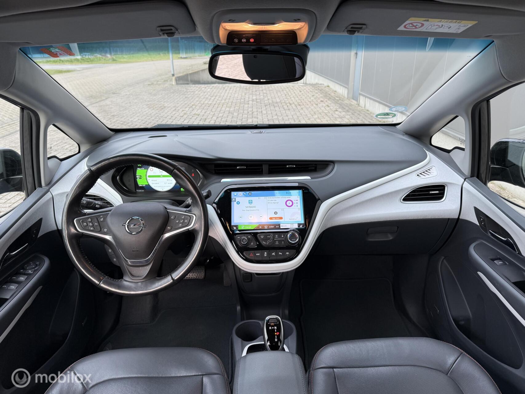 Foto van Opel Ampera-e